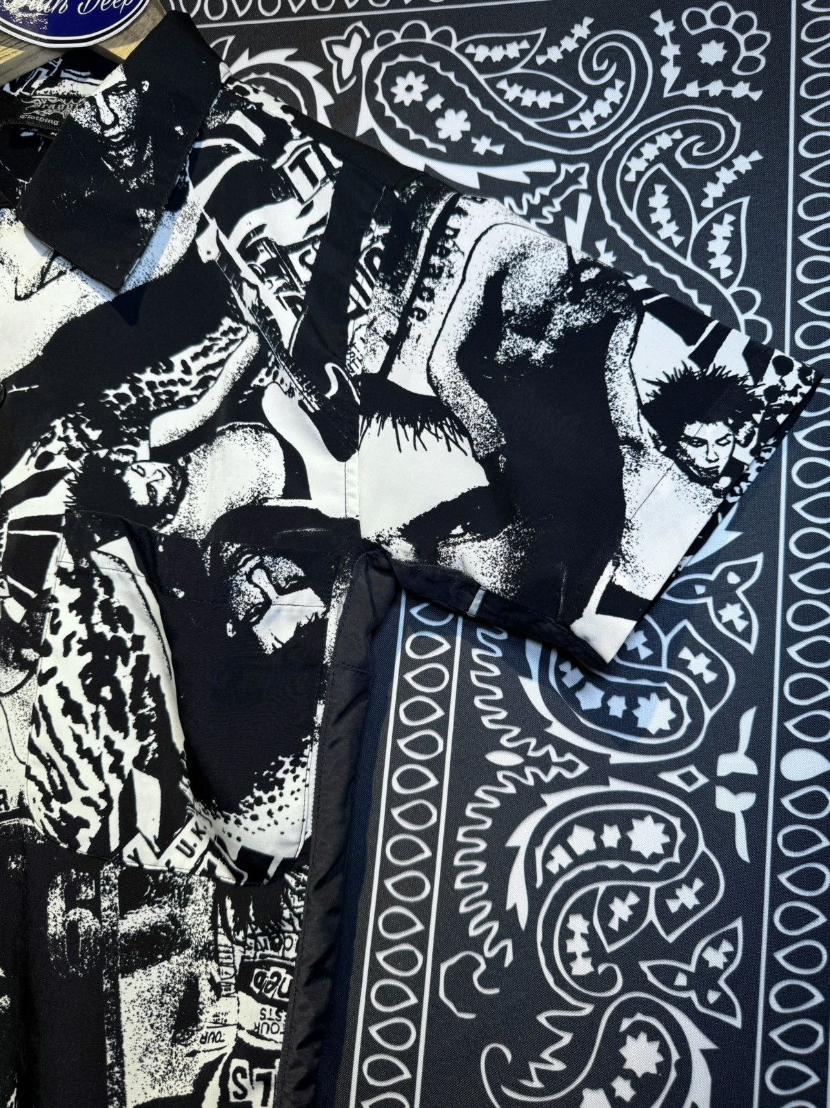 Vintage Rare Vintage 90s Sex Pistols All Over Print Shirt Size US M / EU 48-50 / 2 - 3 Thumbnail