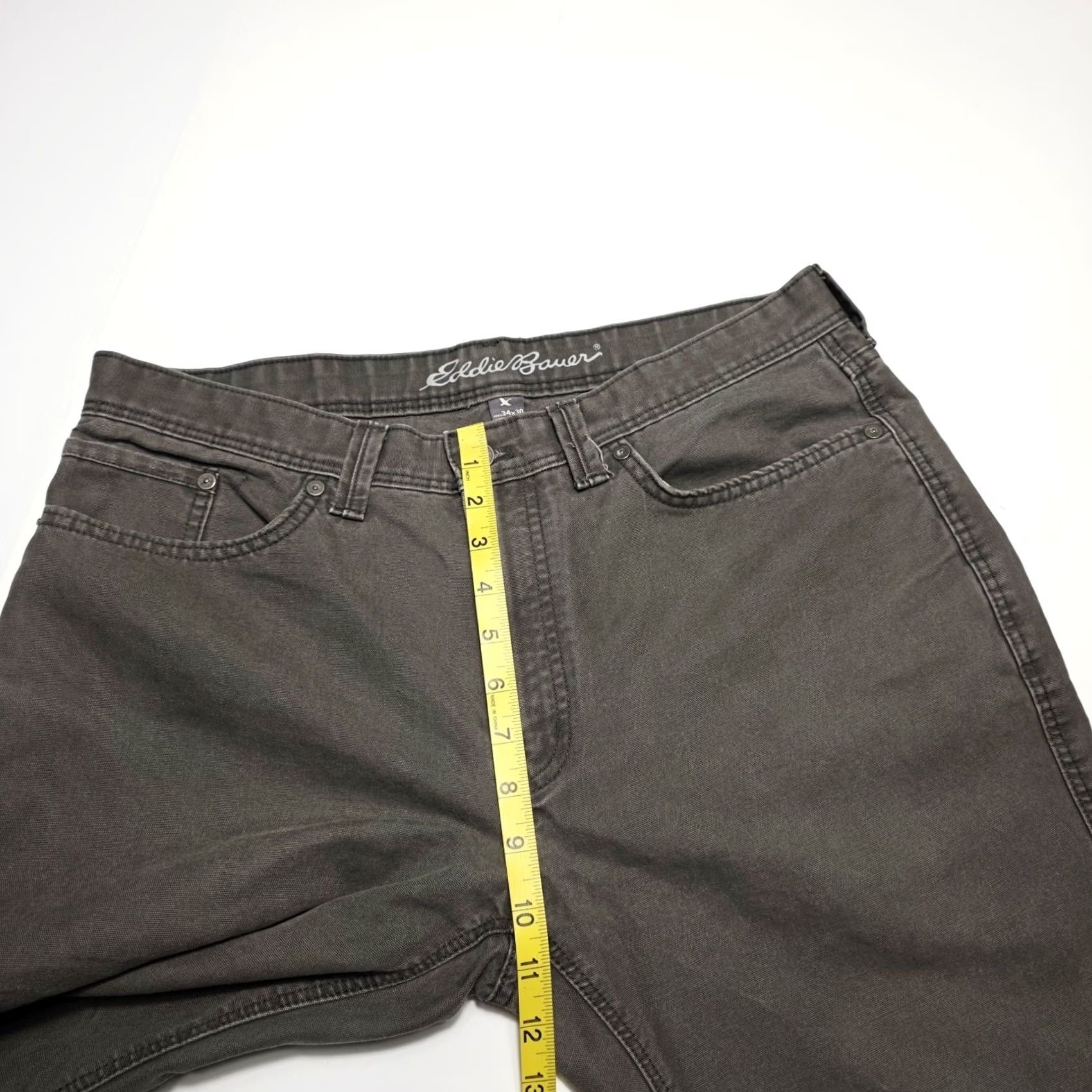 Eddie Bauer Eddie Bauer Denim Pants 34x30 Gray Straight Leg 5-Pocket Flat Front Regular Mens Casual Business Vintage: No Size US 31 - 6 Thumbnail