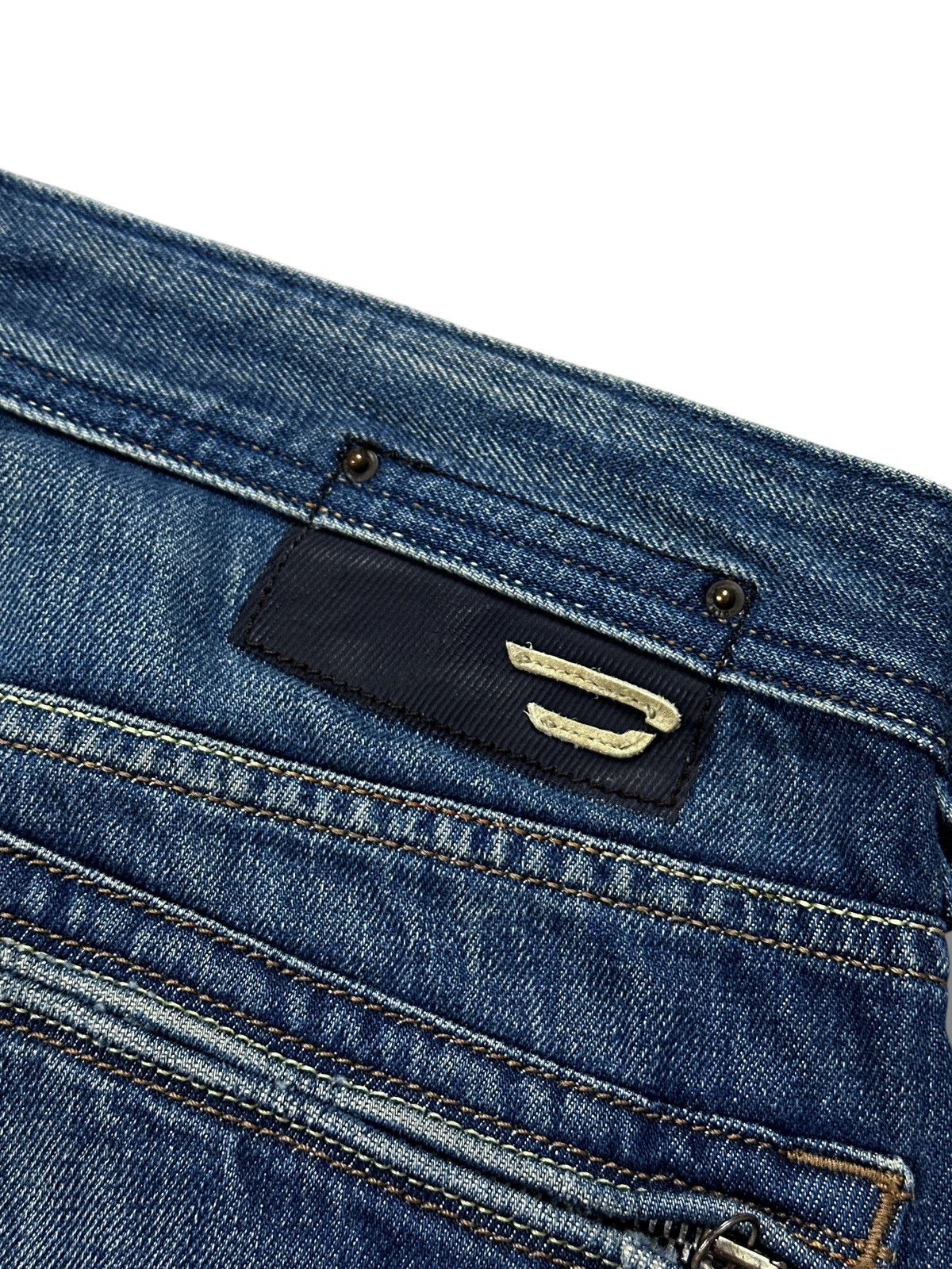 Diesel Vintage Y2K Diesel Distressed Denim Men’s Jeans Size W31 L34 Size US 31 - 8 Thumbnail