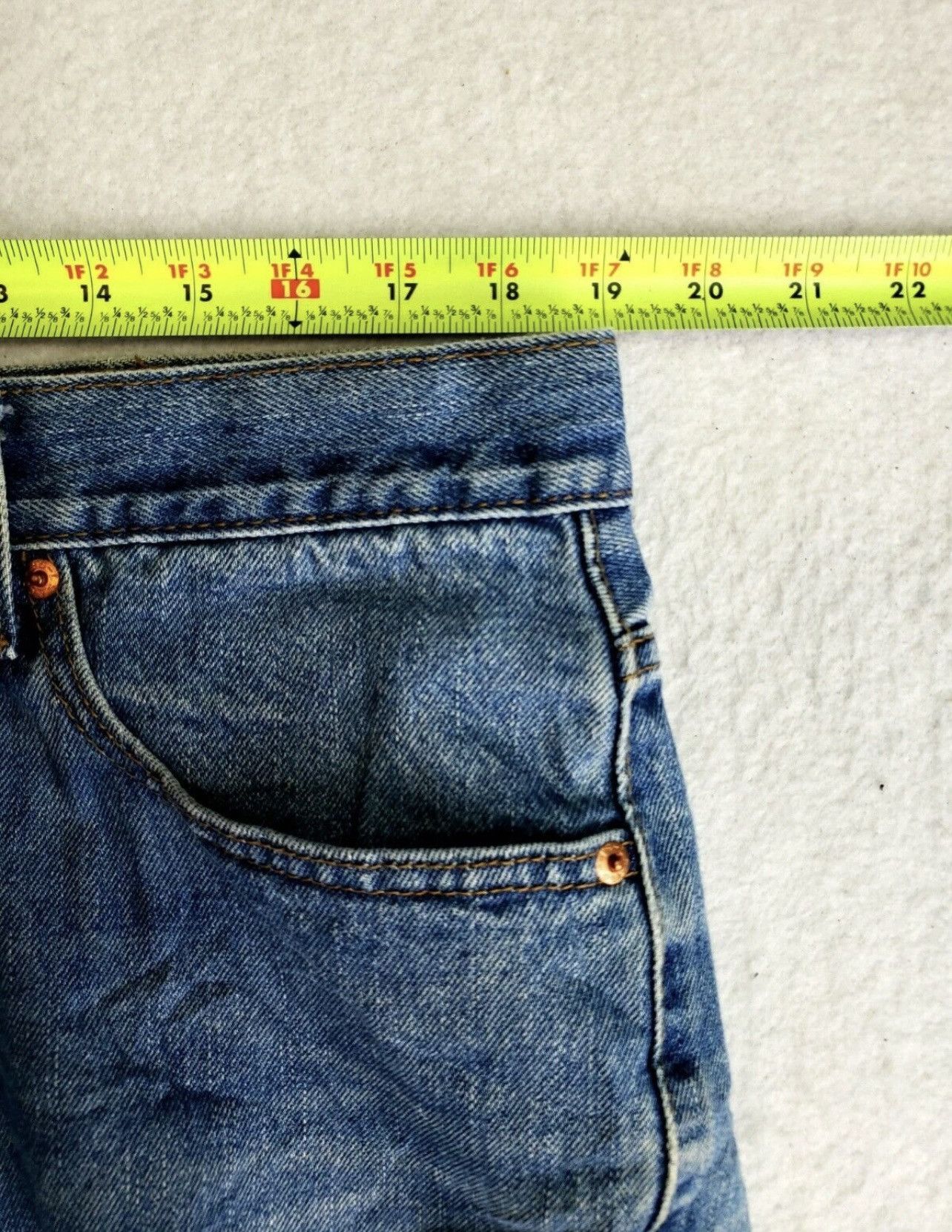 Levi's Levi’s Vintage 550 38x30 Faded Jeans (90s) Size US 38 / EU 54 - 6 Thumbnail