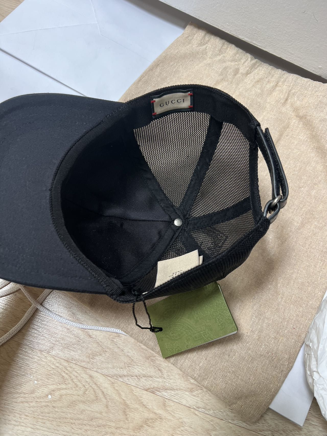 Gucci Gucci Embroidered Logo Baseball Cap Black/Red size m Size ONE SIZE - 9 Thumbnail