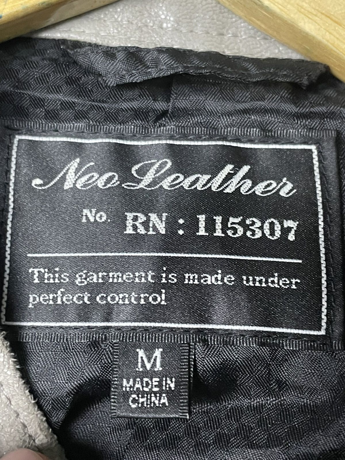 Japanese Brand × Uniqlo × Vintage Uniqlo Neo Garment Leather Jacket (107) Size US M / EU 48-50 / 2 - 8 Thumbnail
