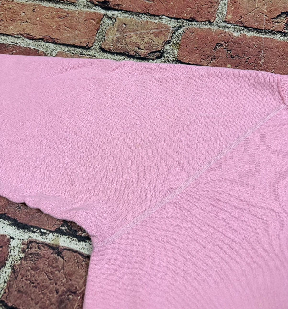 Hanes Vintage 80s Cinema N Drafthouse Crewneck USA Pink Sweatshirt Size US XL / EU 56 / 4 - 15 Thumbnail
