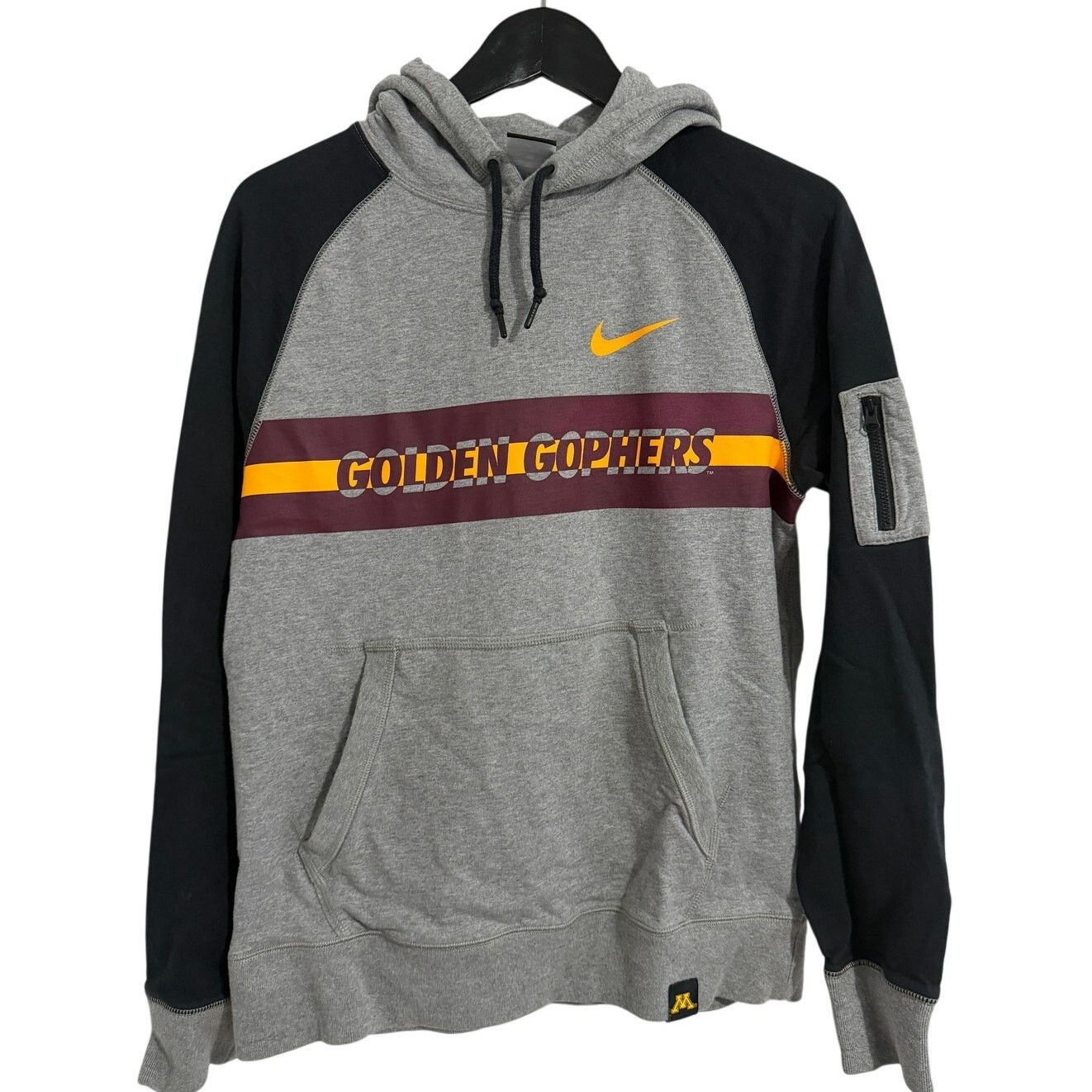 Nike Minnesota Gophers Gray and Black Nike Hoodie Sweatshirt Sz M Size US M / EU 48-50 / 2 - 1 Thumbnail