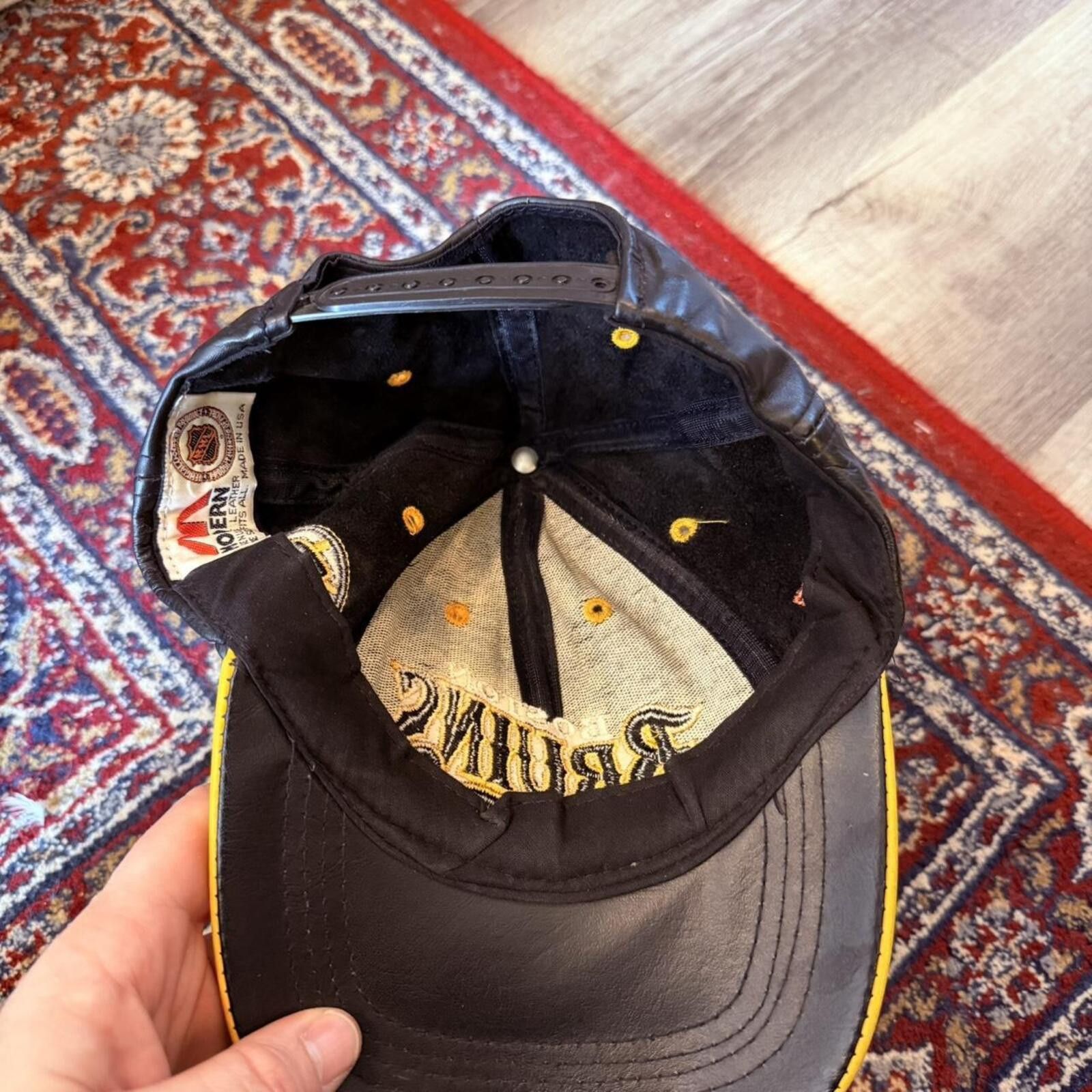 Other Vintage Boston bruins leather SnapBack hat 90s OS Size ONE SIZE - 6 Thumbnail