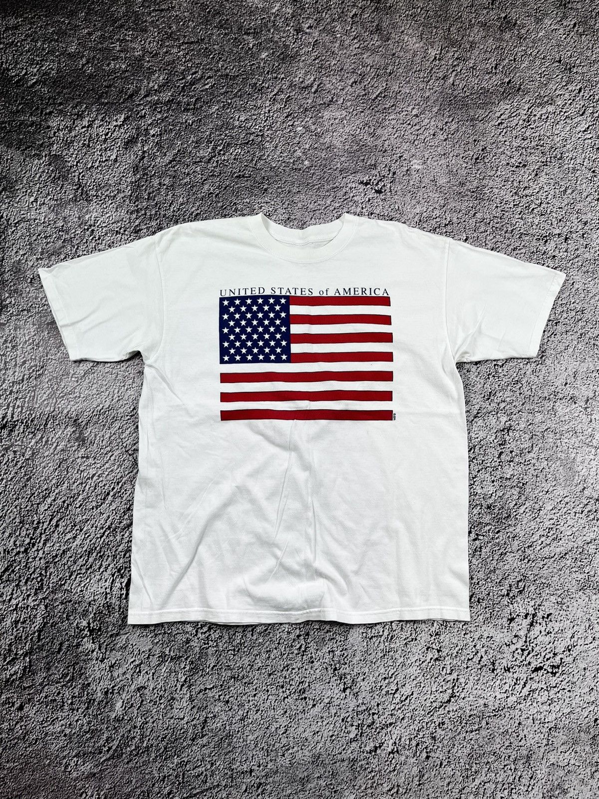 Vintage Vintage 90s United States of America USA Flag Big Logo Tee Size US XXL / EU 58 / 5 - 1 Thumbnail
