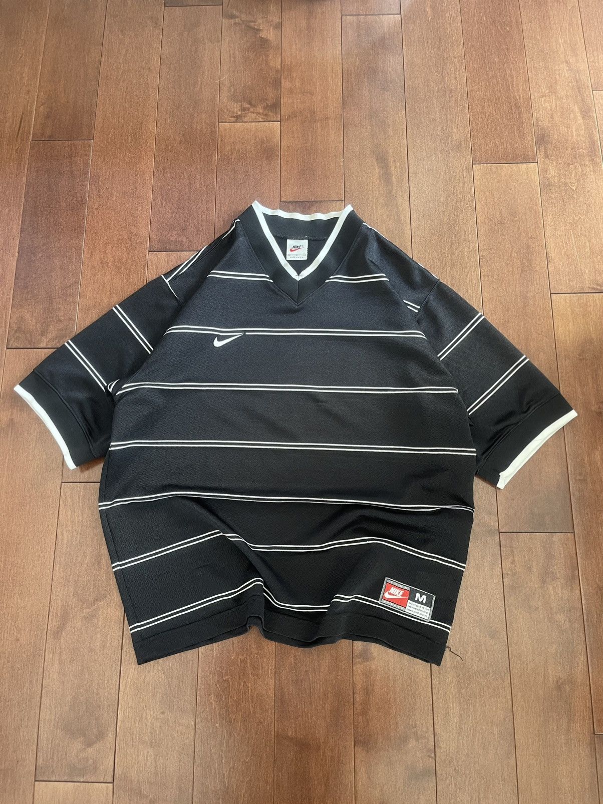 Nike Vintage 90’s Nike Striped Soccer Jersey Size US M / EU 48-50 / 2 - 1 Thumbnail