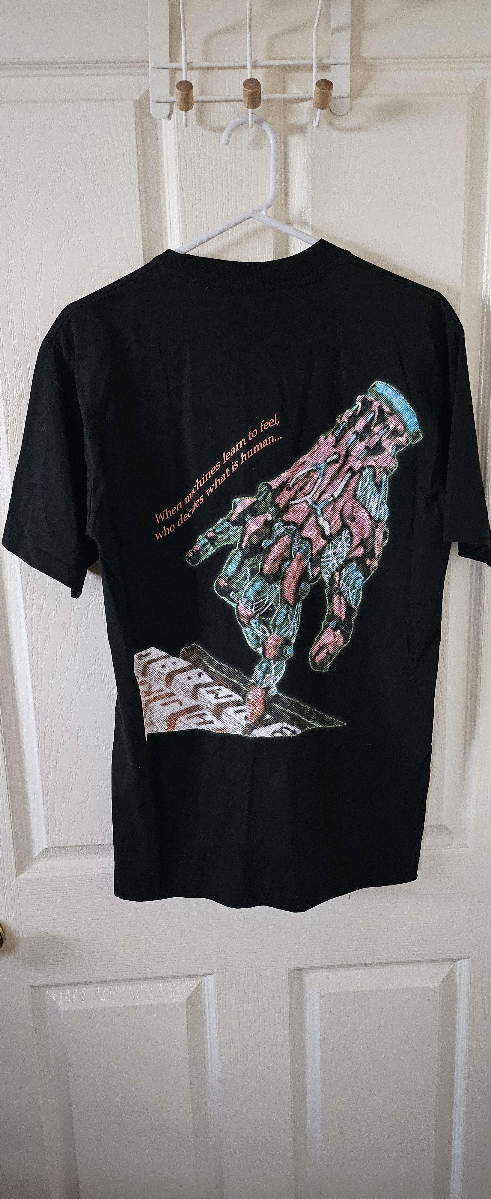 Anime Ghost in the shell Run boy shirt Size US M / EU 48-50 / 2 - 2 Thumbnail