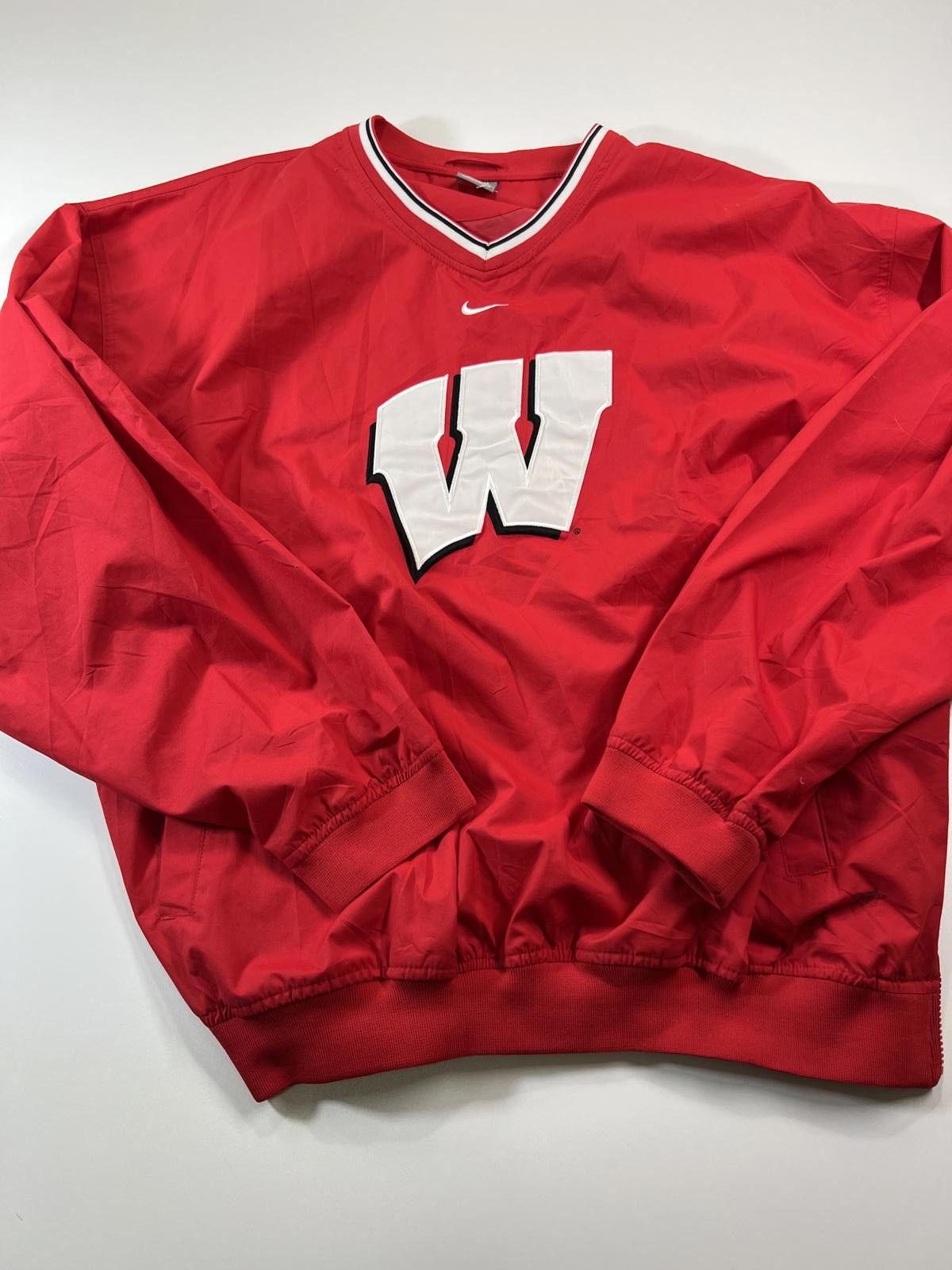 Nike Vintage Nike Wisconsin middle swoosh Pullover Sweatshirt XXL Size US XXL / EU 58 / 5 - 1 Thumbnail