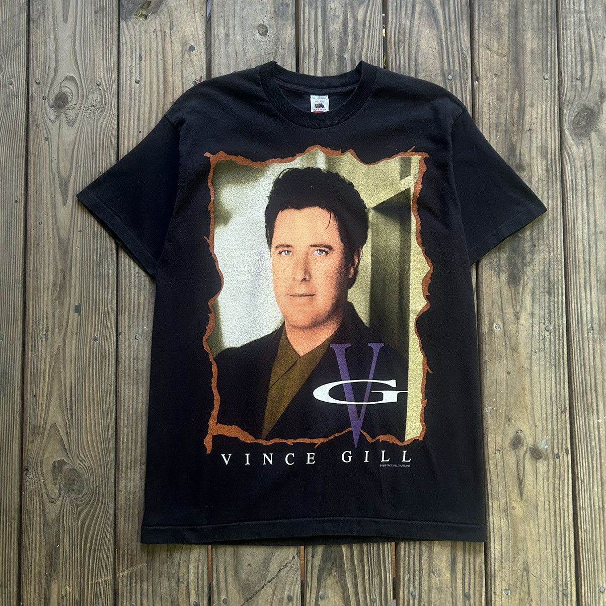 1996 Rare Vince Gill offers concert T-shirt