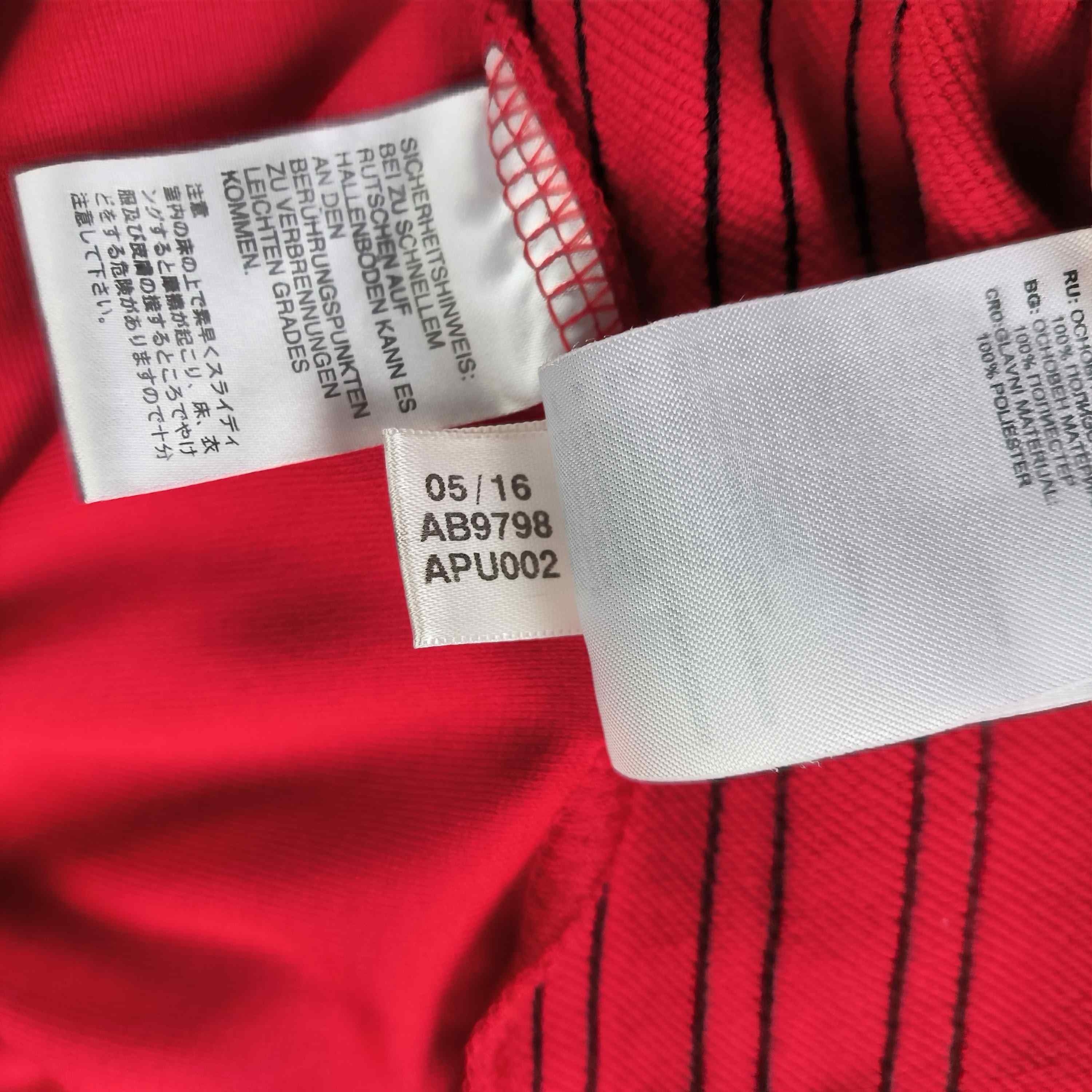 Adidas Denmark 2016-17 Adidas football training top size M Size US M / EU 48-50 / 2 - 6 Thumbnail