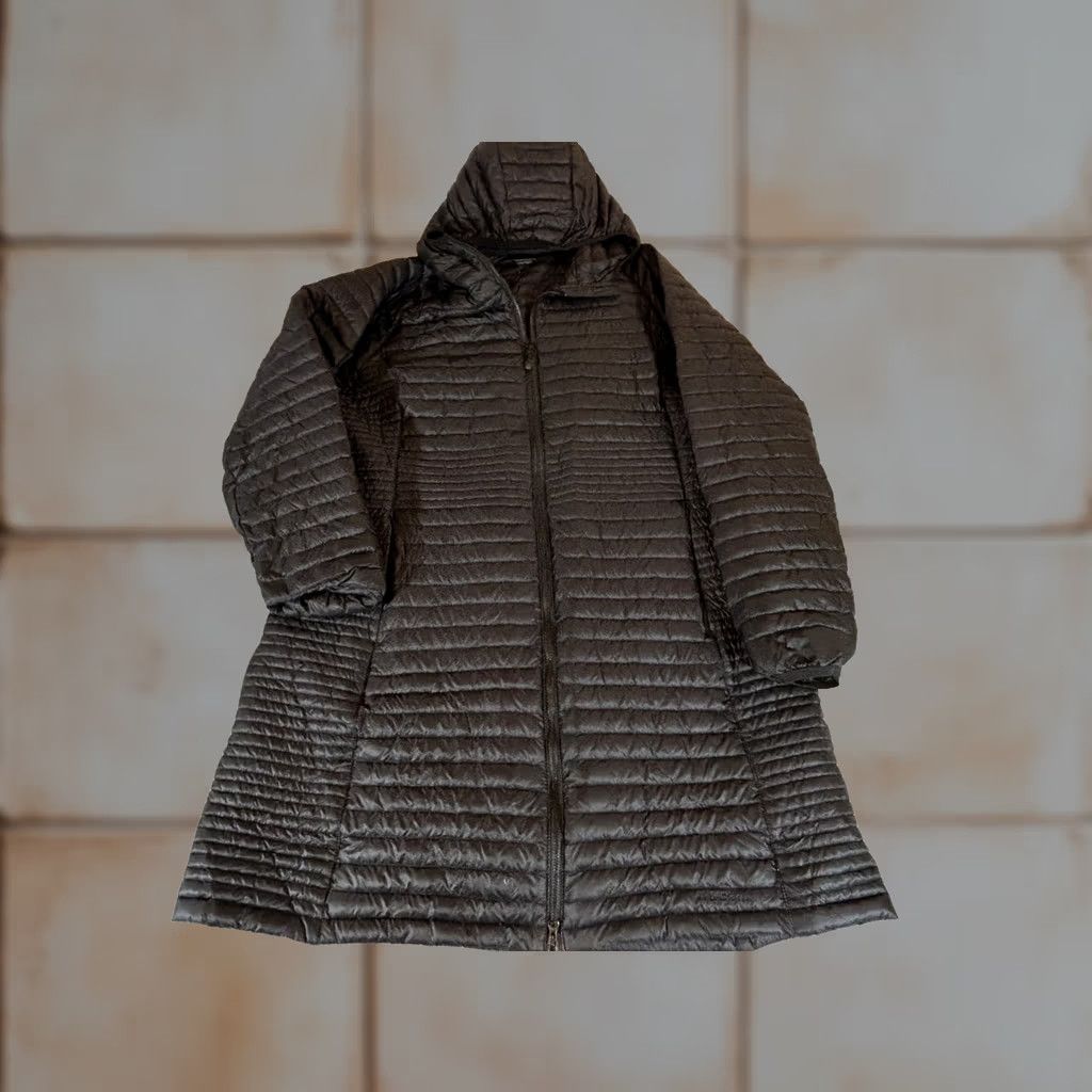 Vintage LL Bean Jacket Womens Medium Black Ultralight 850 Down Hood Puffer Packable Coat Size M / US 6-8 / IT 42-44 - 1 Thumbnail