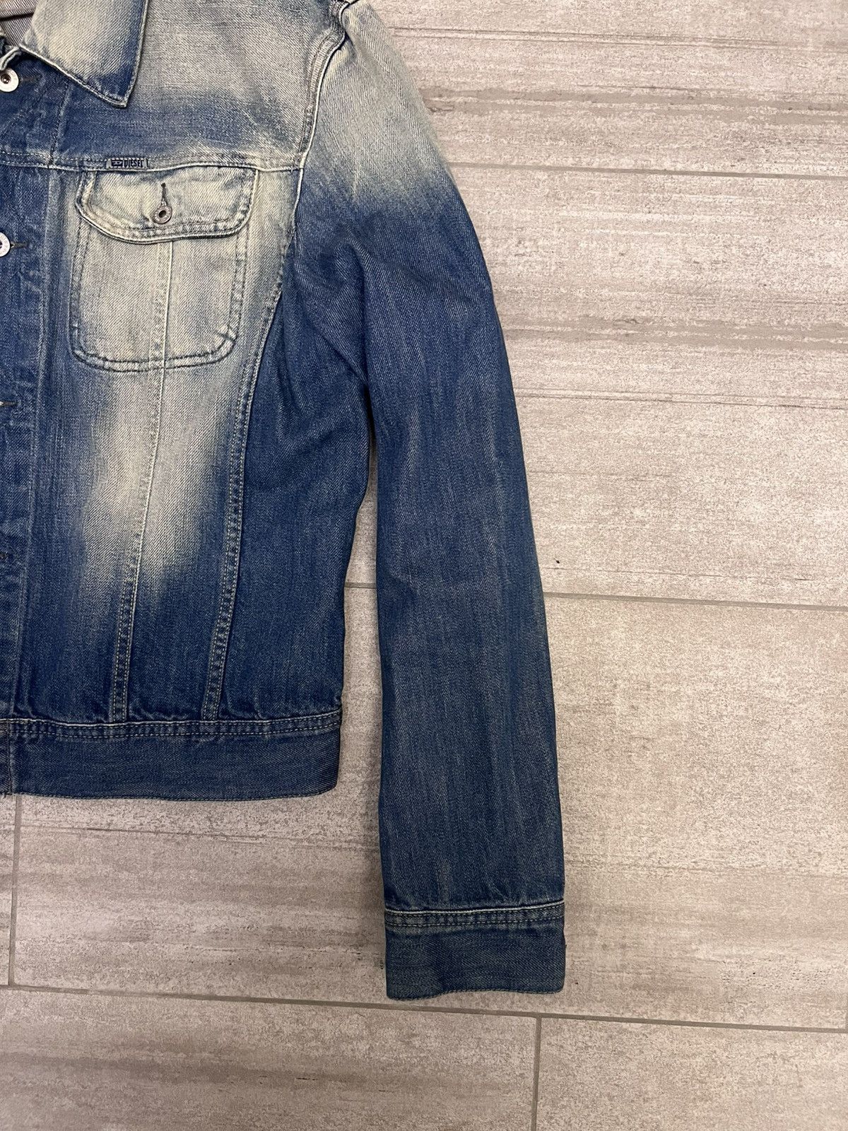 Diesel Diesel Distressed Denim Jacket - Vintage-Inspired Style Size US XL / EU 56 / 4 - 8 Thumbnail