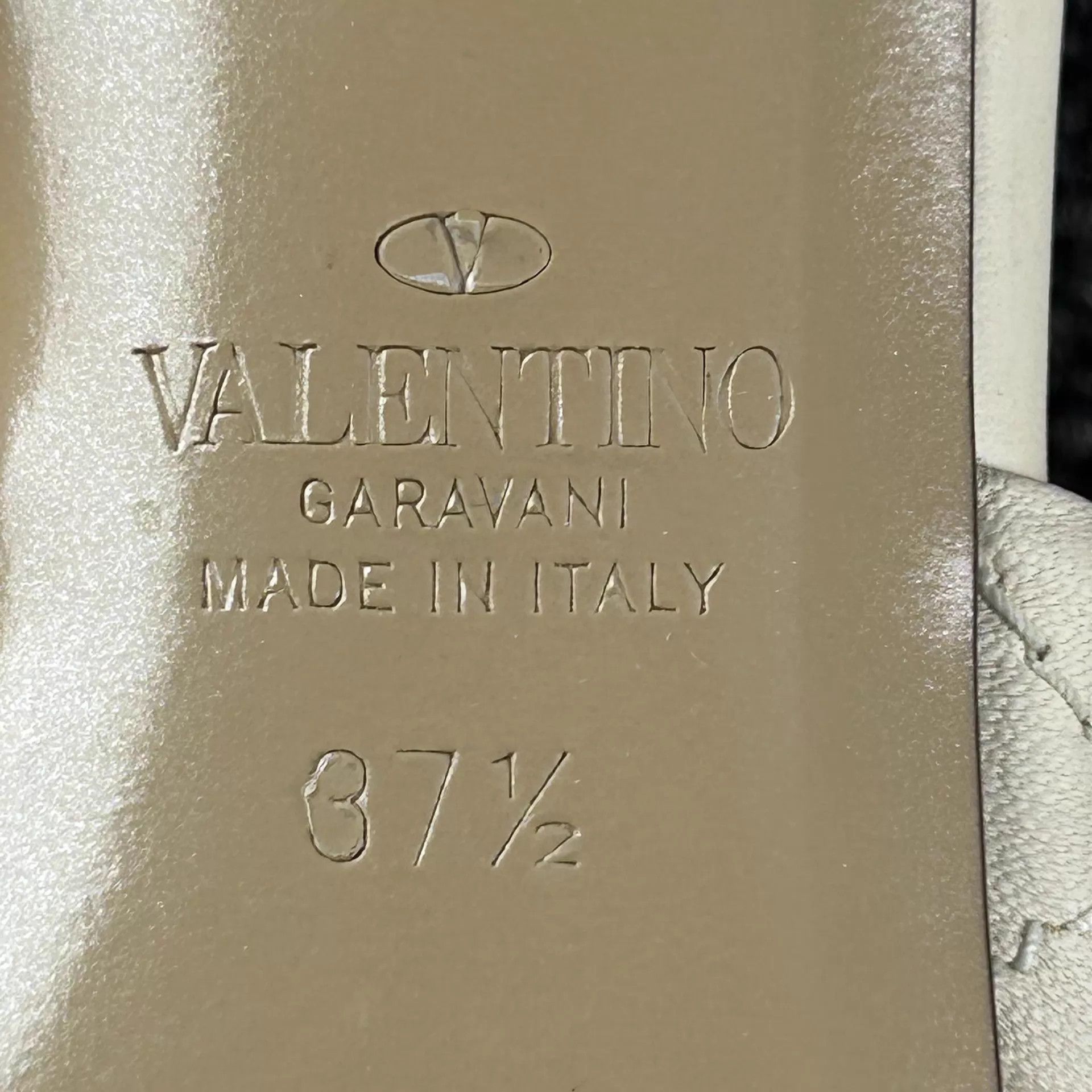 Valentino Valentino White Studded Heeled Slipper Heels 37.5 Size US 7 / IT 37 - 7 Thumbnail