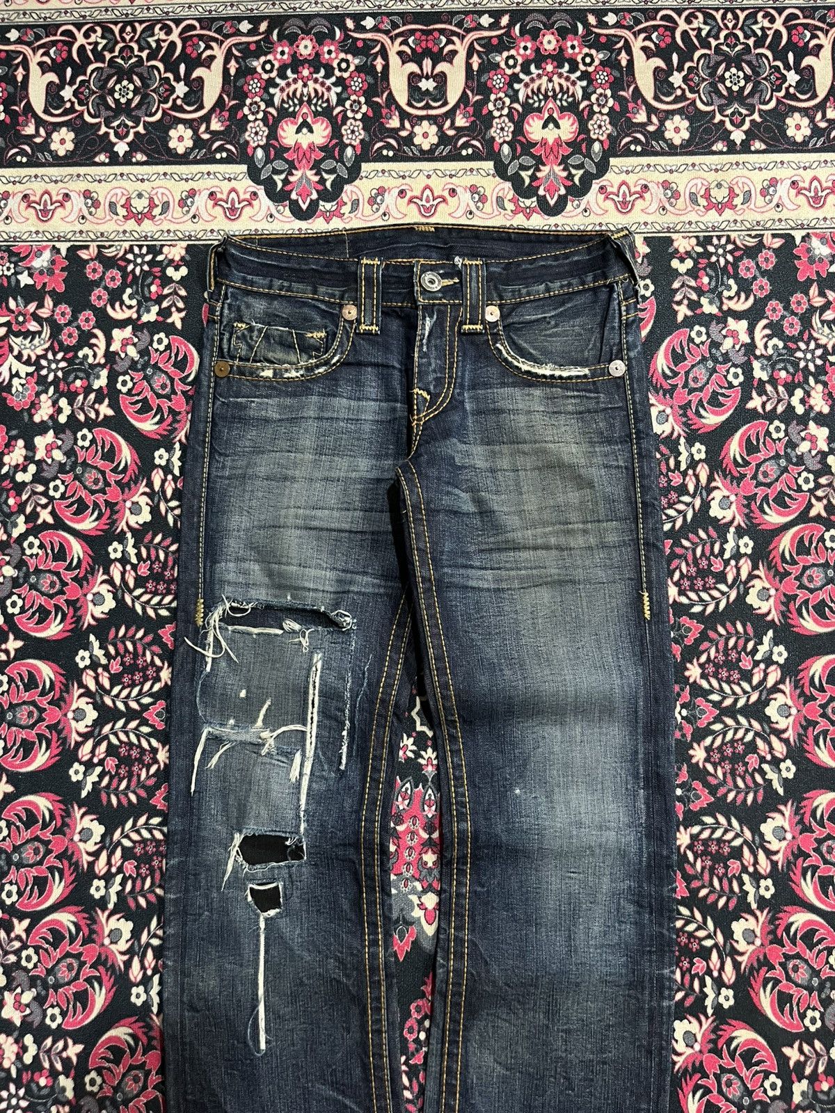 True Religion Vintage True Religion Dark Blue Distress Heavy Whisker Jeans Size US 30 / EU 46 - 3 Thumbnail