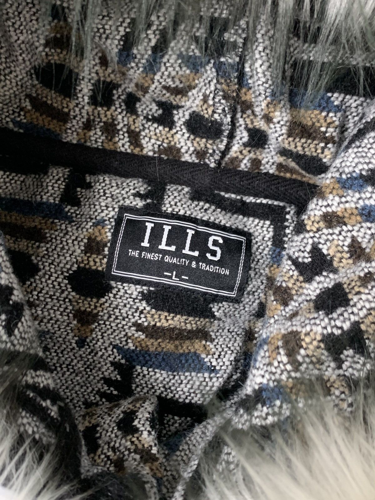 Le Grande Bleu (L.G.B.) Fur hoodie japanese style I L L S double layer Size US L / EU 52-54 / 3 - 7 Thumbnail