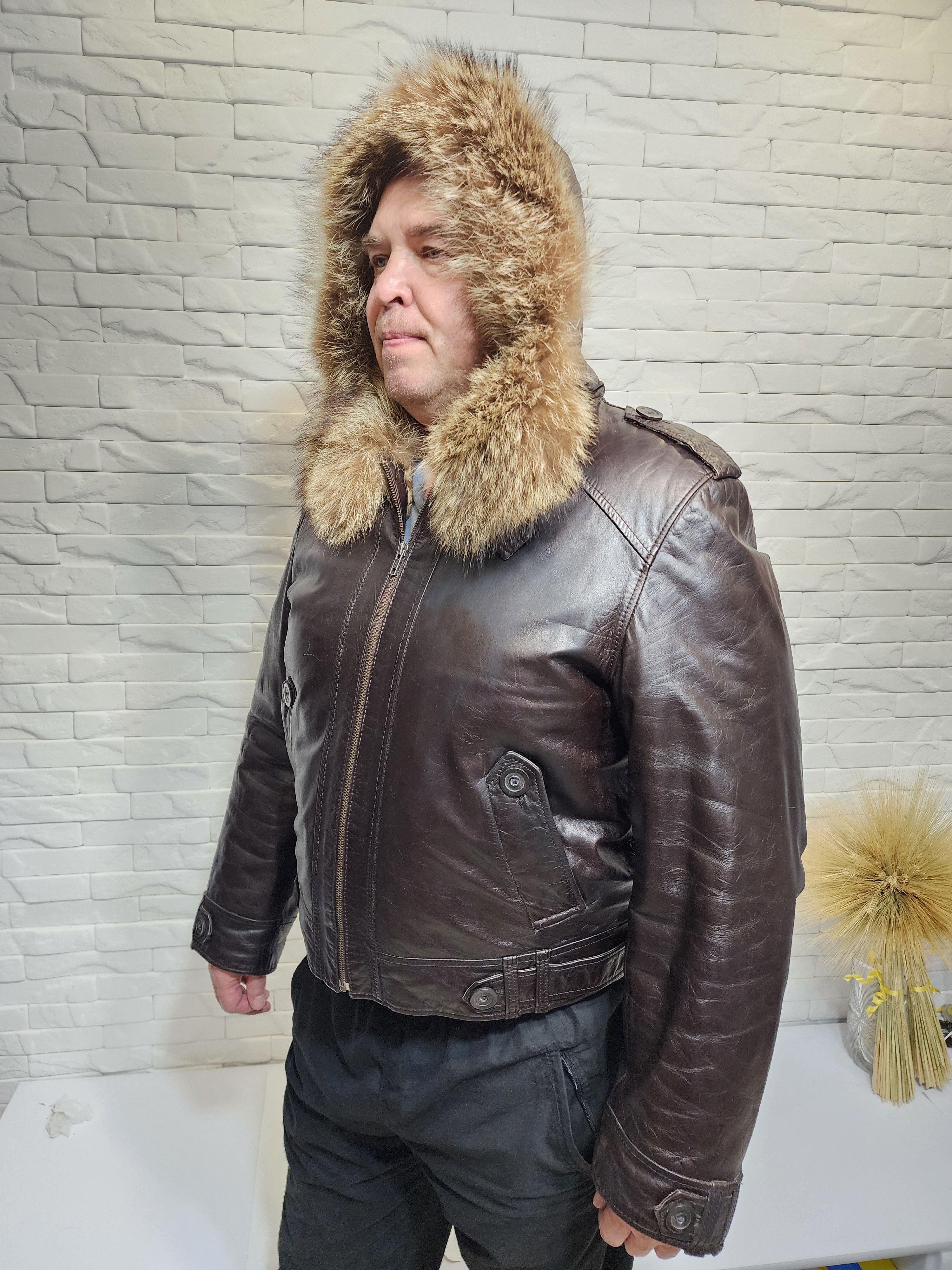 Genuine Leather Black Leather Sheepskin Coat: Metal Zipper, Fur Hood Size US L / EU 52-54 / 3 - 3 Thumbnail