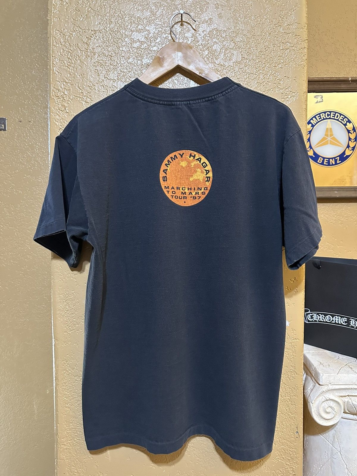 Band Tees × Vintage Vintage 1997 Sammy Hagar Marching To Mars T Shirt Size US L / EU 52-54 / 3 - 3 Thumbnail