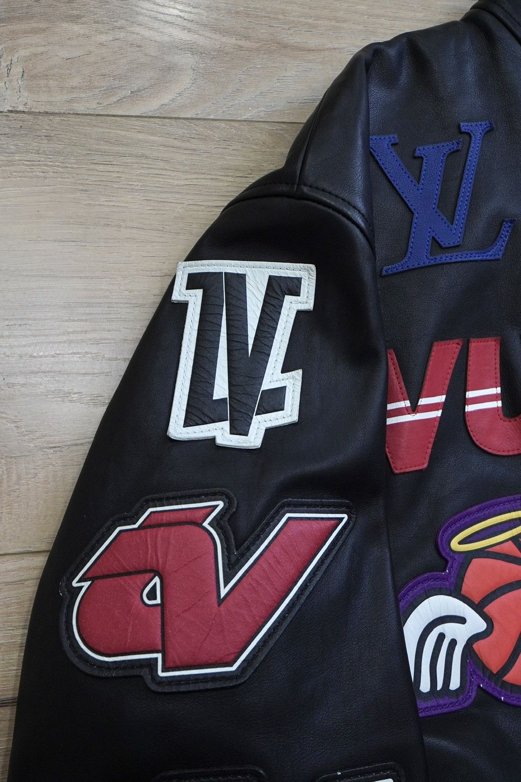Louis Vuitton Louis Vuitton x NBA Logos Leather Hero Jacket 🏀🏆 Size US L / EU 52-54 / 3 - 6 Thumbnail