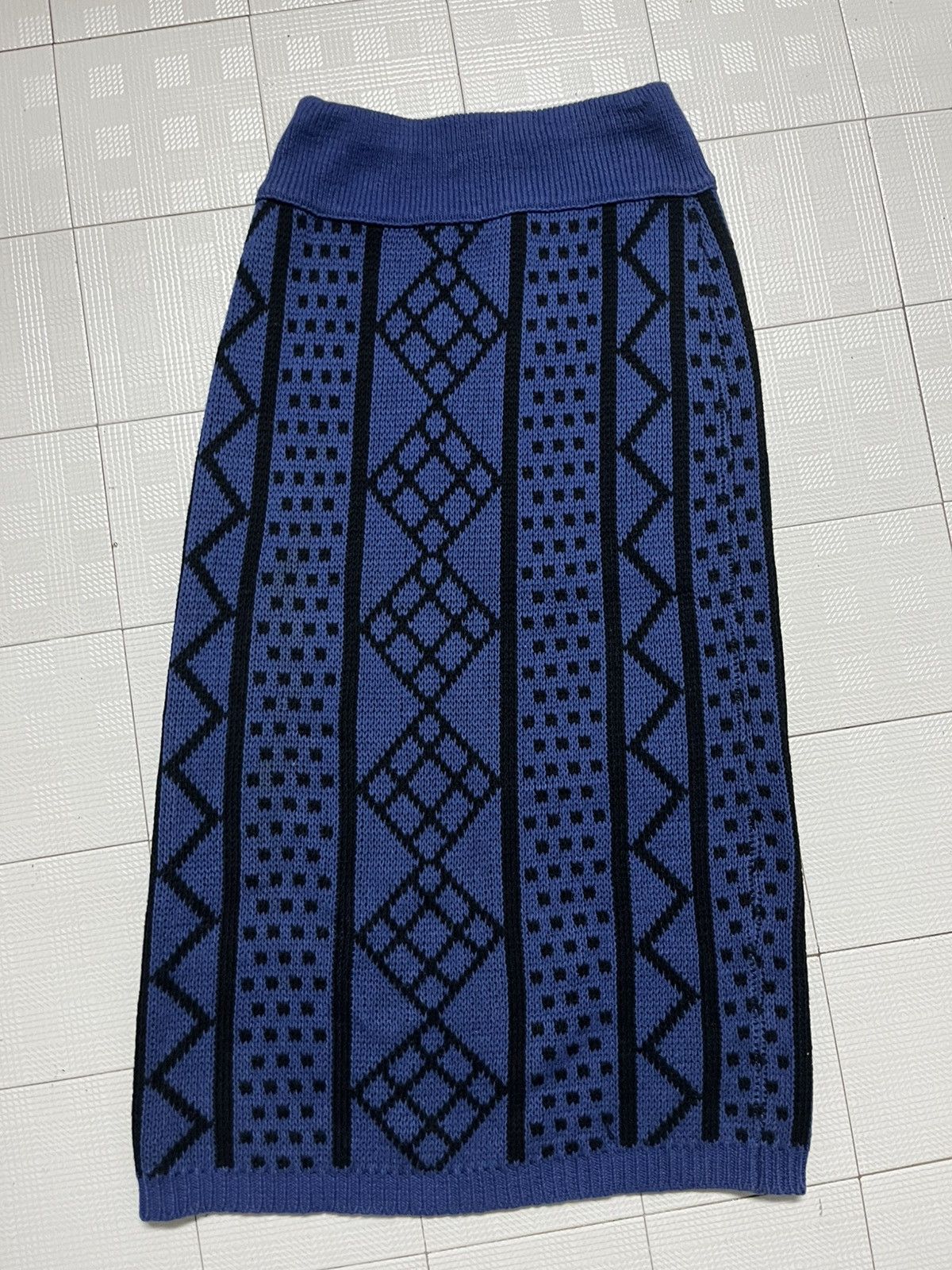 Issey Miyake Issey Miyake by IS Midi Skirt Size 30" / US 8 / IT 44 - 2 Thumbnail