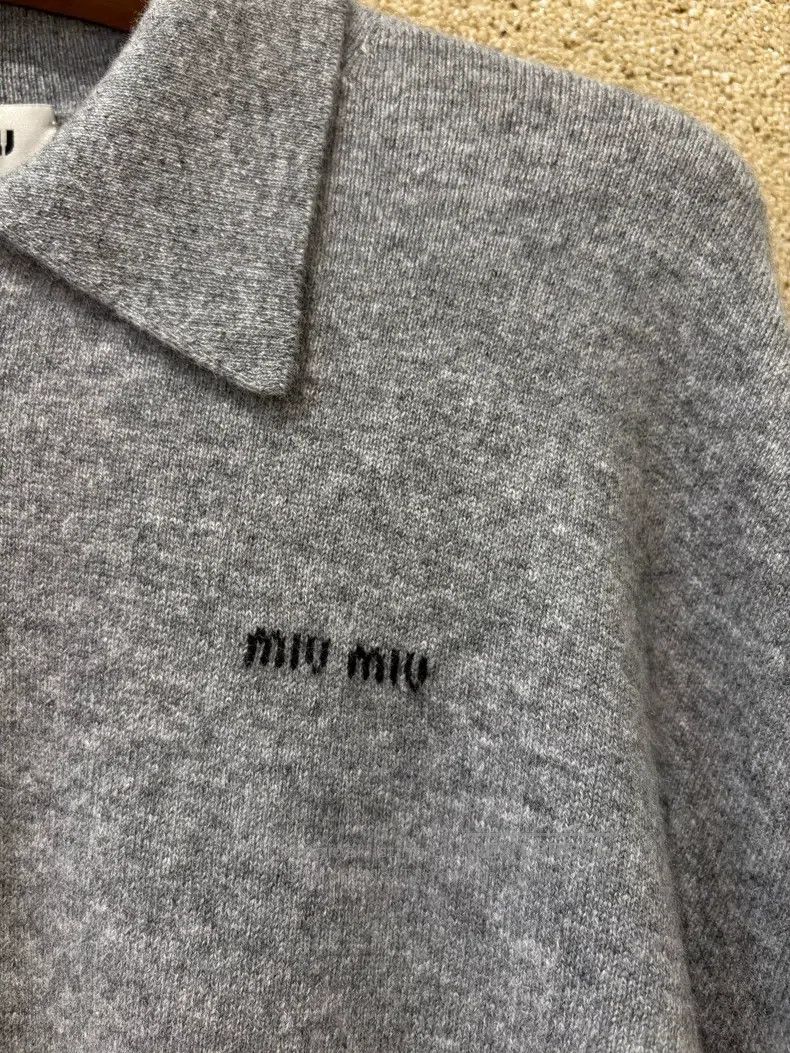 Miu Miu Miu Miu 38 Grey cashmere knitted polo shirt Size M / US 6-8 / IT 42-44 - 5 Thumbnail