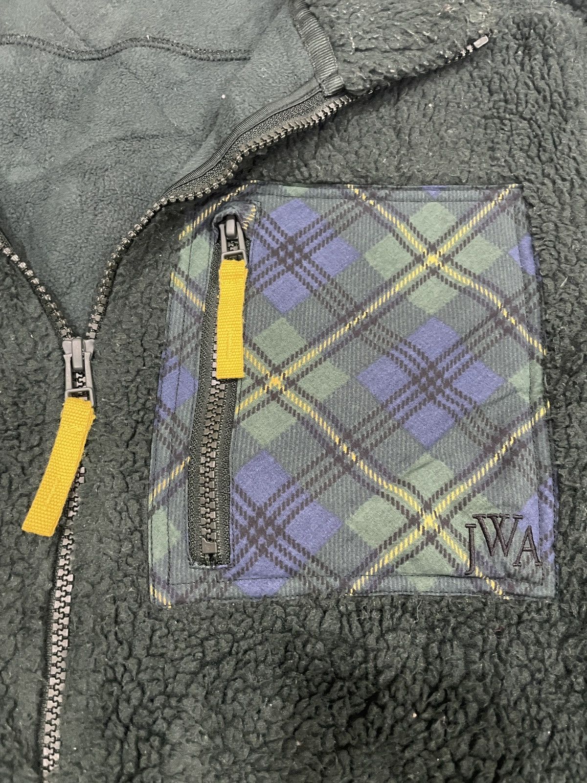 JW Anderson × Uniqlo J.W Anderson x Uniqlo Men’s large Pile-Lined Fleece Full-Zip Size US L / EU 52-54 / 3 - 6 Thumbnail