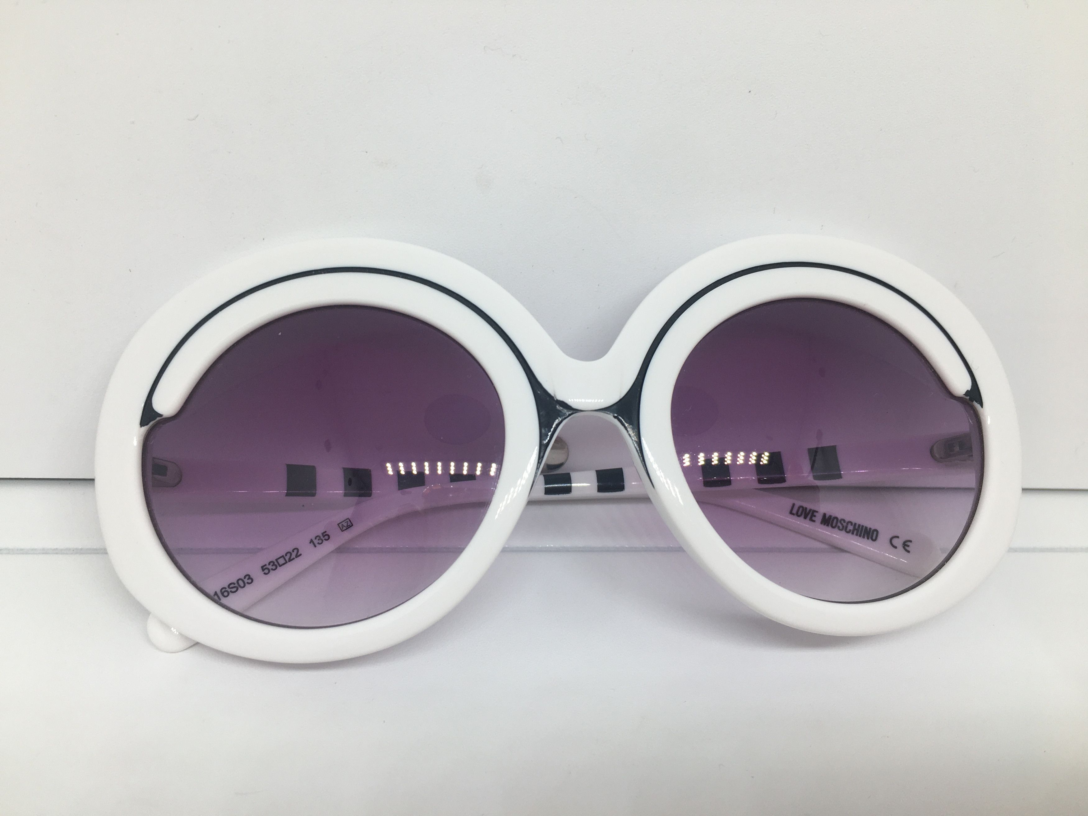 Love Moschino Love Moschino White Round Sunglasses Frame Size ONE SIZE - 7 Thumbnail