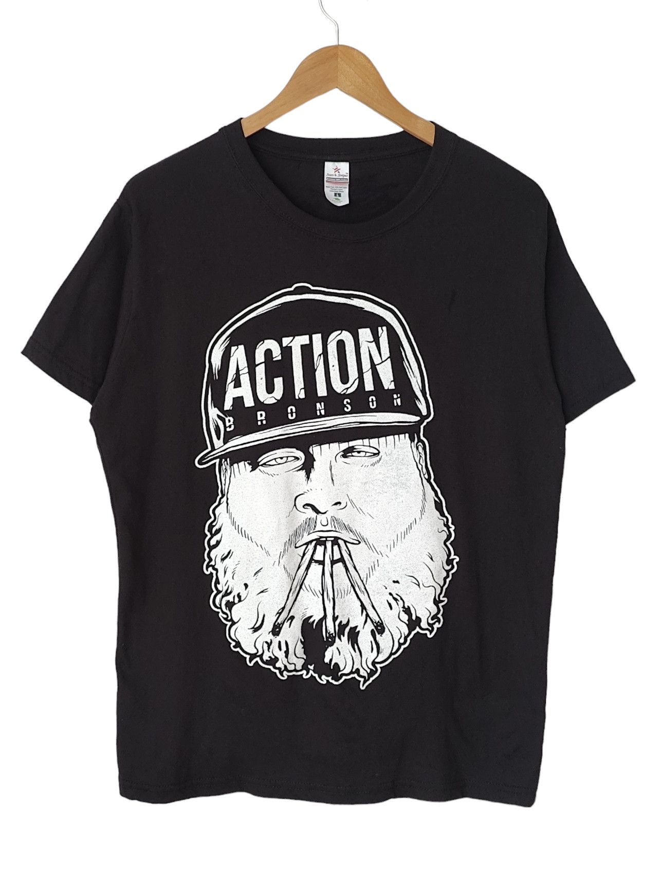 Action Bronson × Rap Tees × Vintage Action Bronson Dr Bachlava 2018 Tour Rap Tee Tshirt Size US L / EU 52-54 / 3 - 1 Thumbnail