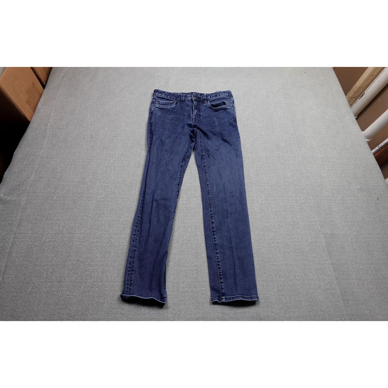 Prana prAna Jeans Mens 32x30 Blue Medium Wash Denim Casual Straight Regular Fit Pocket 5-Pocket Logo Rise Mid Wearable Vintage-No Size US 32 / EU 48 - 3 Thumbnail