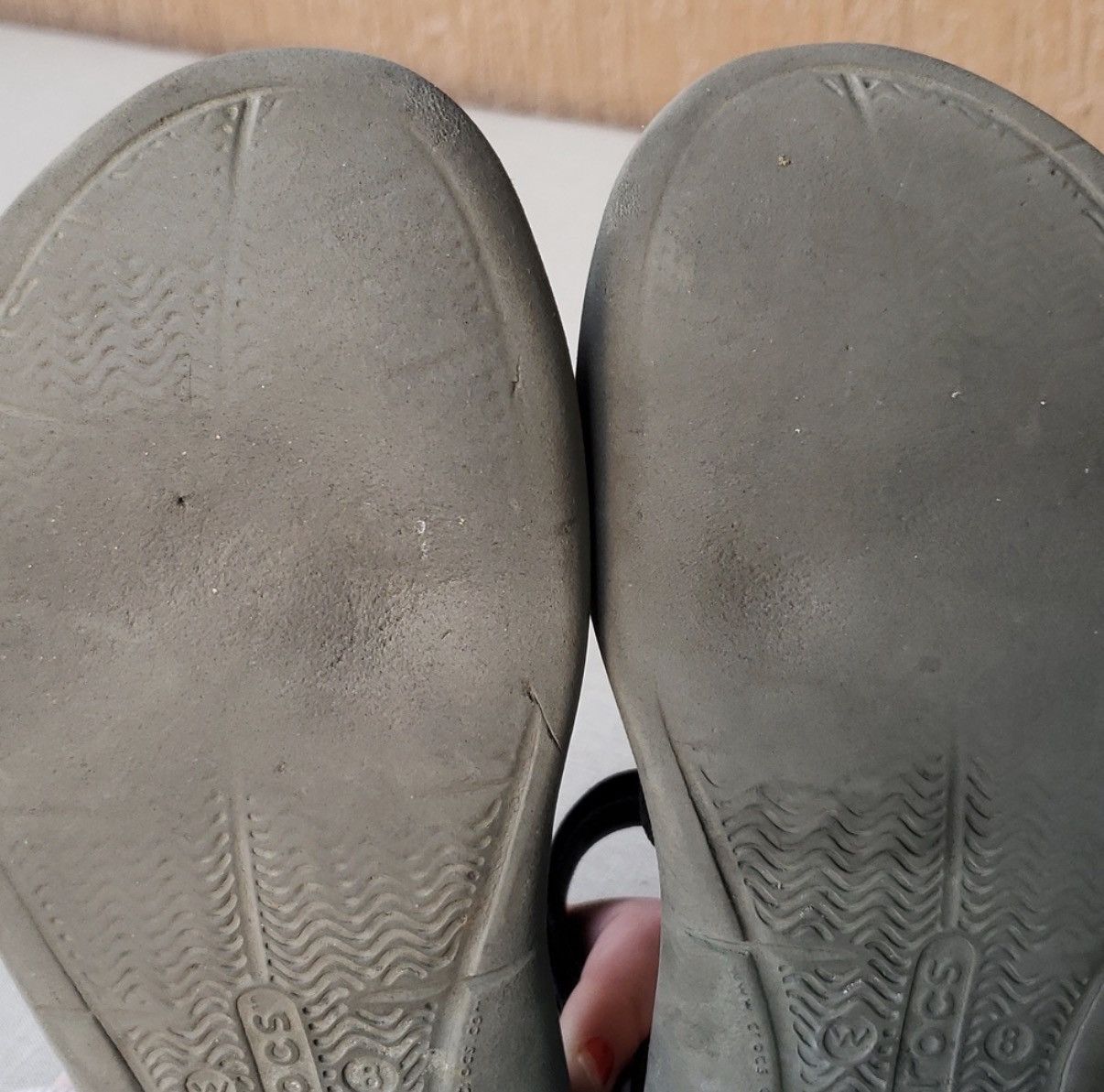 Crocs Croc Sandals, Size 8 Size US 8 / IT 38 - 11 Thumbnail