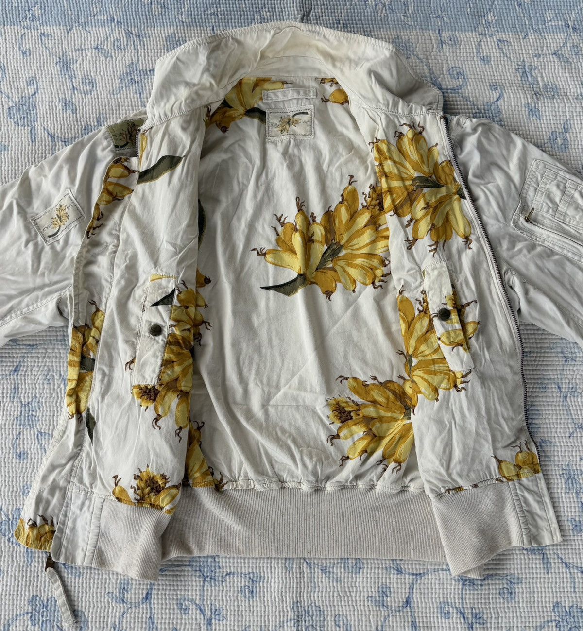 Karl Helmut Karl Helmut Bomber Flower Patch Jacket Size US L / EU 52-54 / 3 - 8 Thumbnail