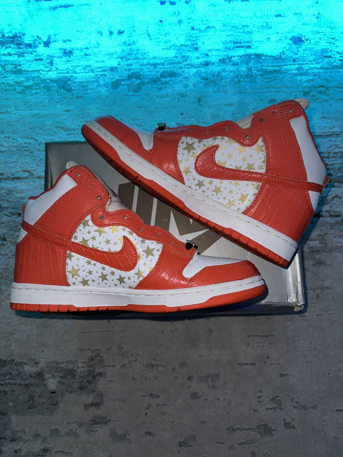 Nike × Supreme Nike Dunk High Pro SB x Supreme Size US 9 / EU 42 - 2 Thumbnail