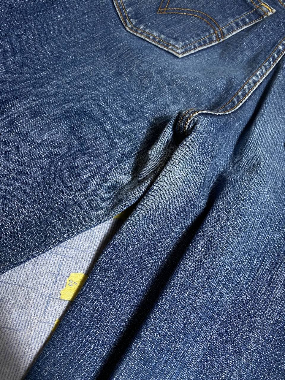Levi's Vintage Levis Jeans Distressed Denim Size US 30 / EU 46 - 2 Thumbnail
