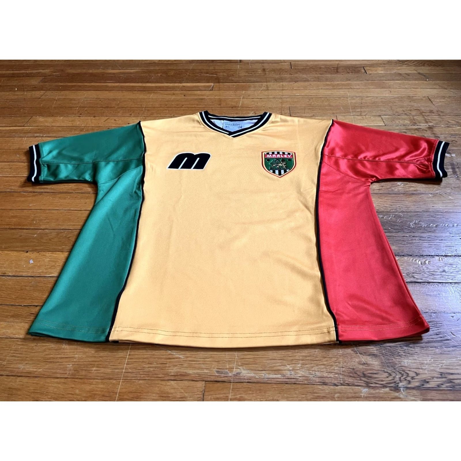 Vintage Marley Futbol Bob Marley Futbol Rasta 45 Soccer Jersey T-Shirt Men's L Yellow V-Neck Short Sleeve Size US L / EU 52-54 / 3 - 3 Thumbnail