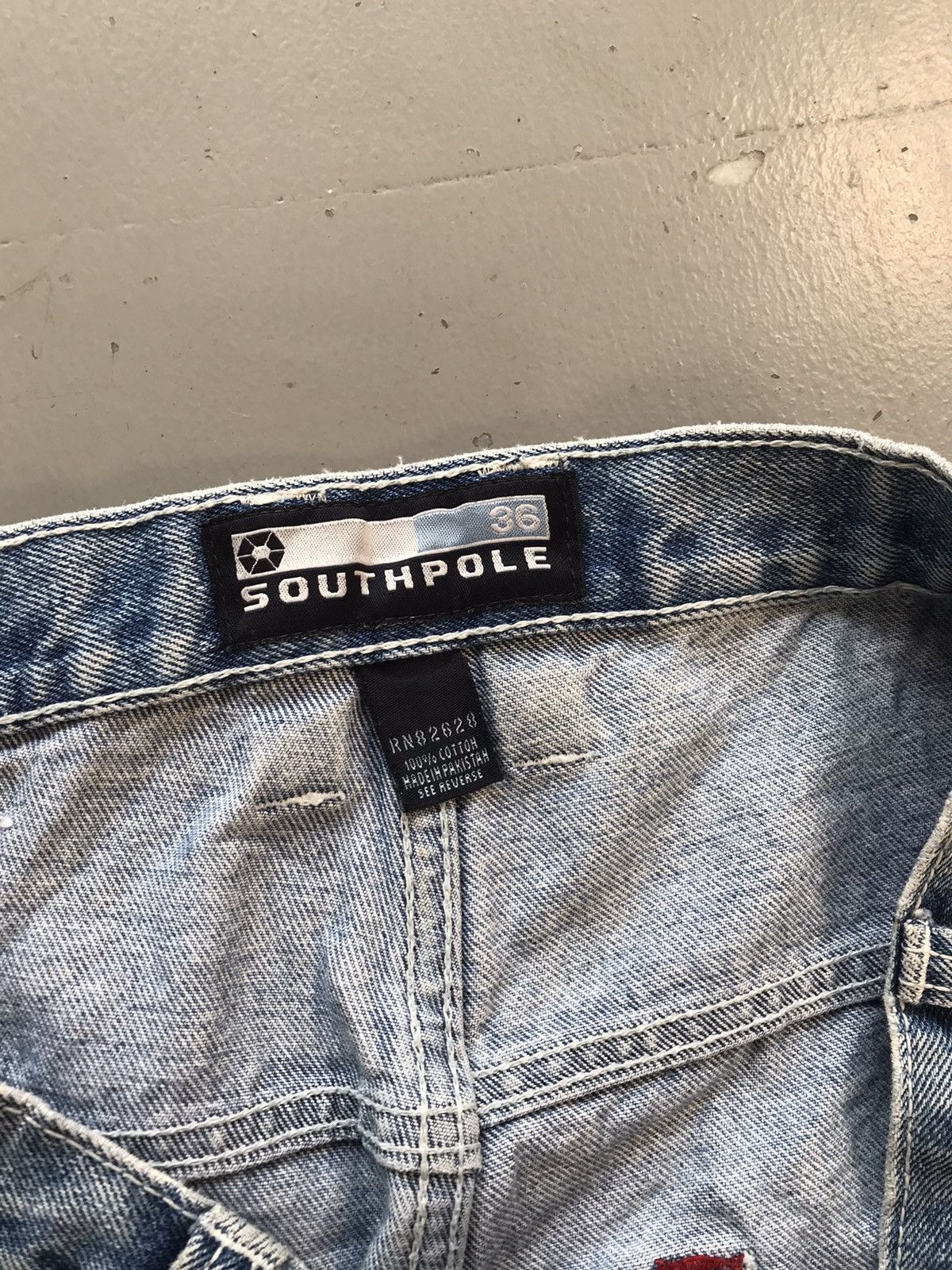 Southpole × Vintage Vintage Southpole white tab baggy fit denim Size US 38 / EU 54 - 6 Thumbnail