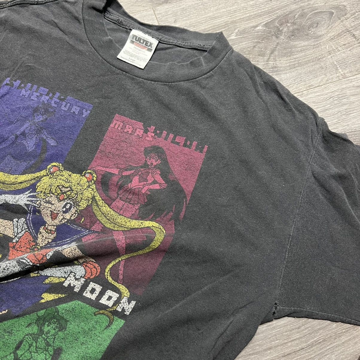 Vintage Vintage sailor moon 1998 T shirt rare distressed Size US L / EU 52-54 / 3 - 11 Thumbnail