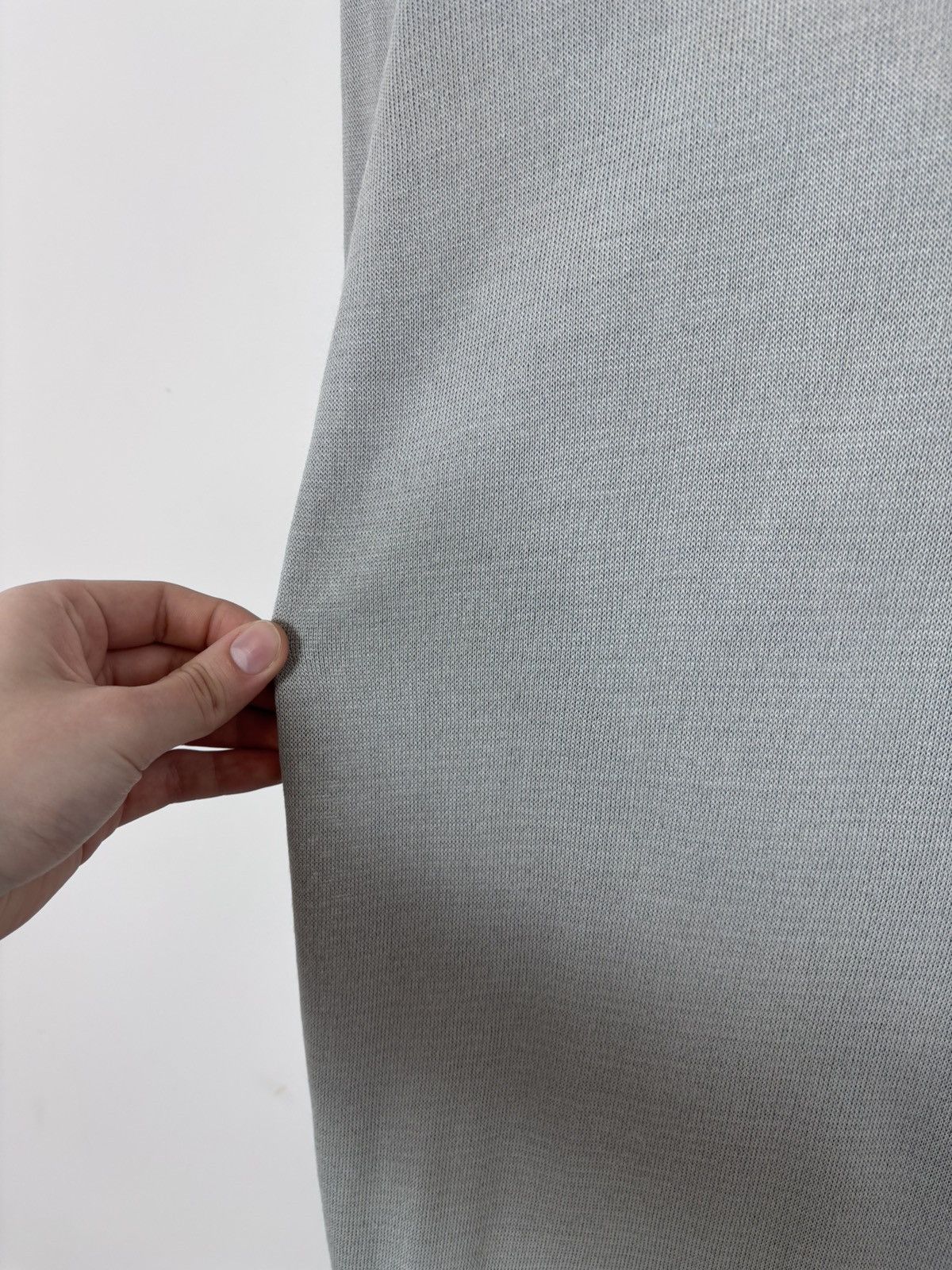 Burberry Burberry London Men’s Grey Viscose Blend V-Neck Sweater Size US M / EU 48-50 / 2 - 8 Thumbnail