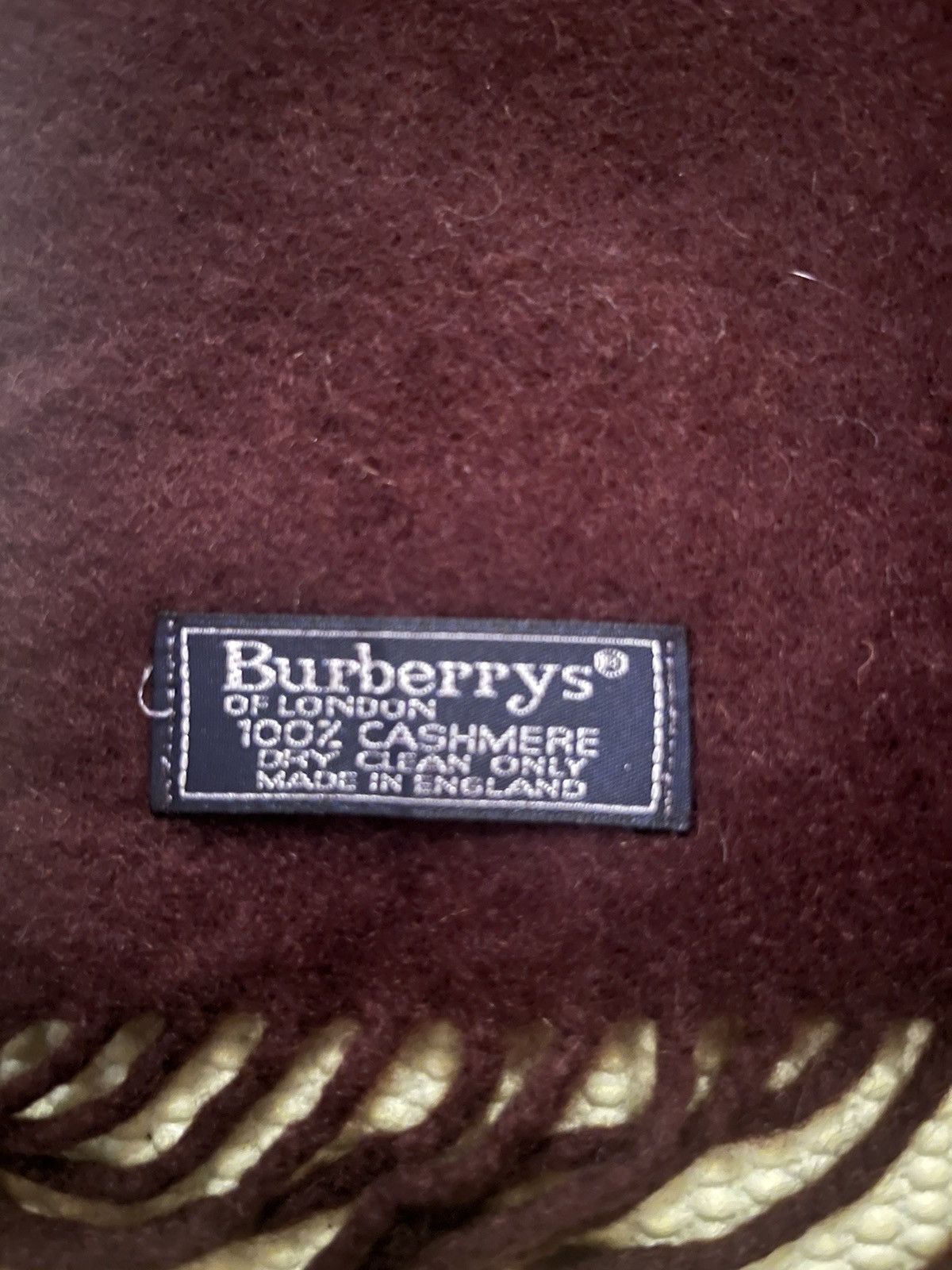 Burberry × Vintage Burberrys Maroon Cashmere Scarf Size ONE SIZE - 3 Thumbnail