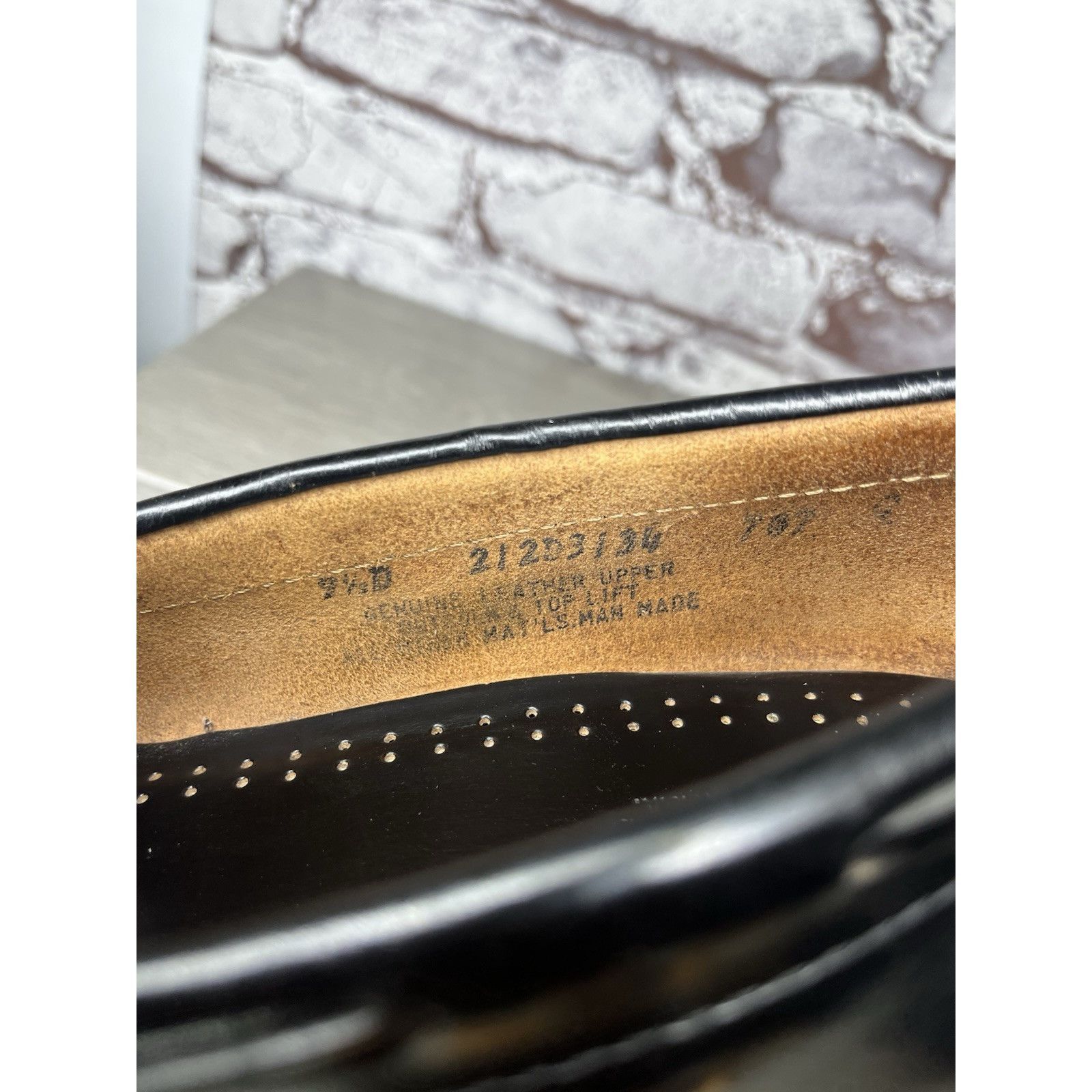 G.H. Bass & Co. G.H. Bass & Co Weejuns Black Leather Moccasin Loafers Dress Size US 9.5 / EU 42-43 - 11 Thumbnail