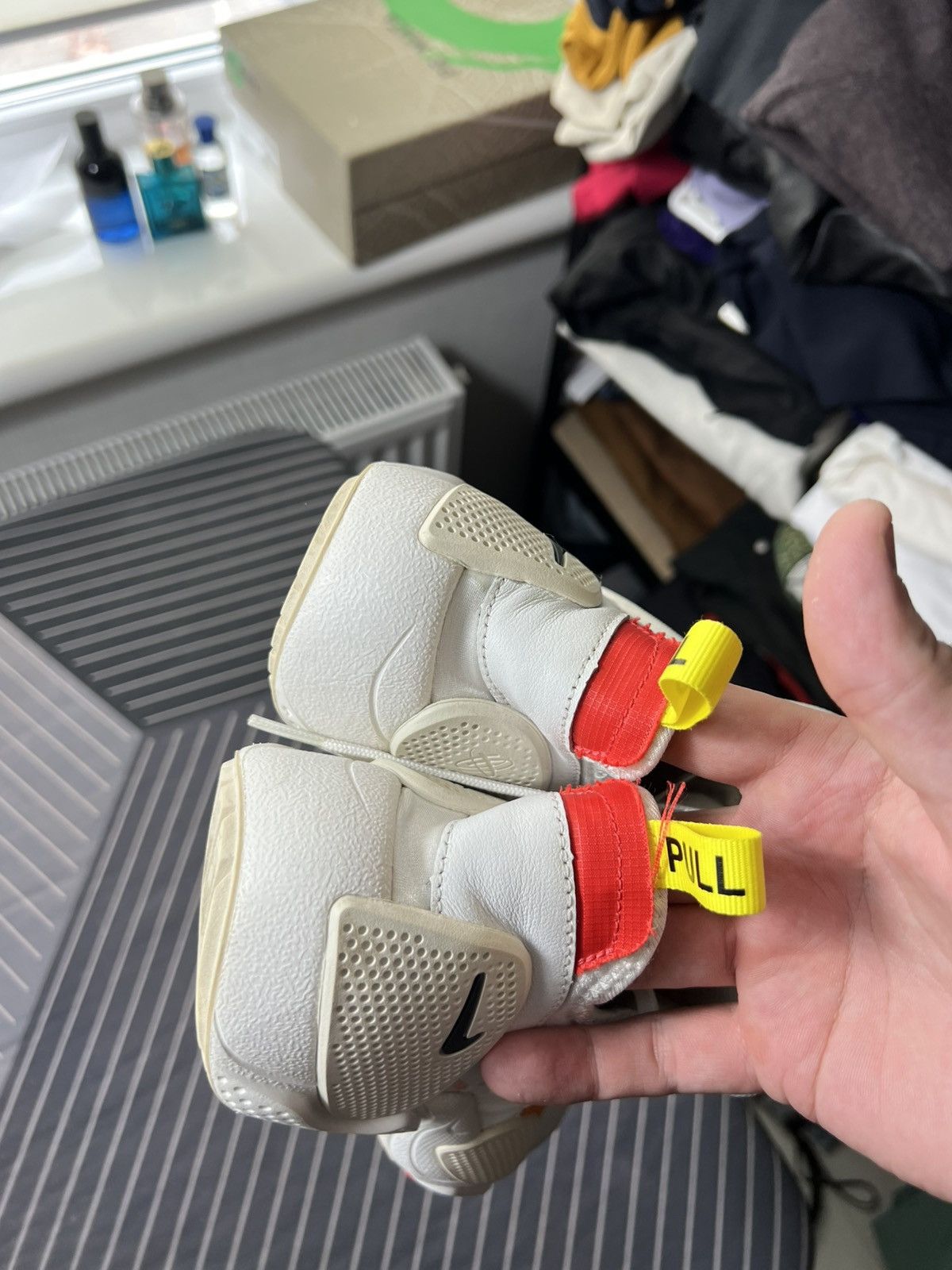 Heron Preston × Nike Nike x Heron Preston Huarache E.D.G.E. White Size US 7.5 Size US 7.5 / EU 40-41 - 8 Thumbnail