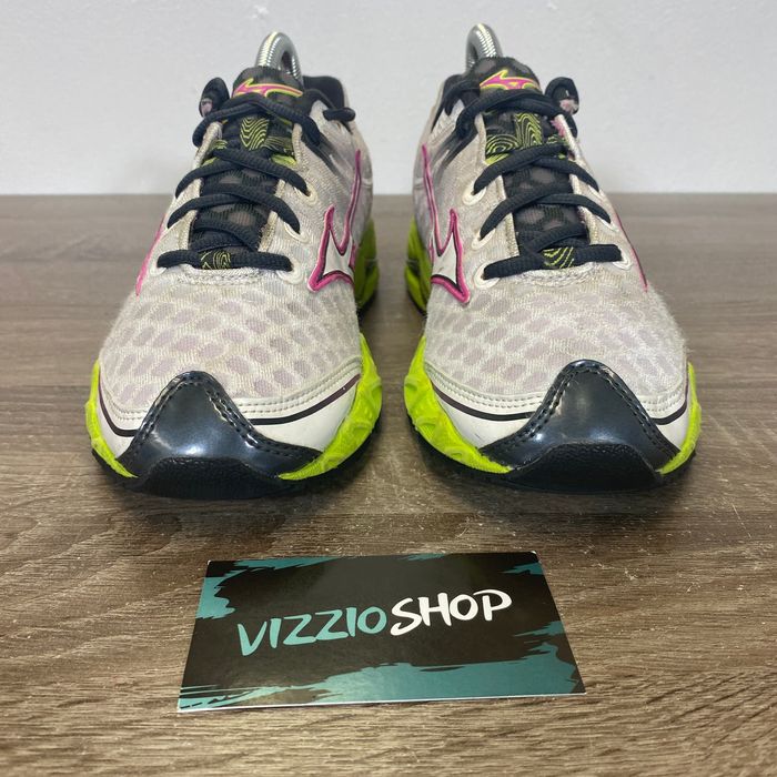 Mizuno wave store precision 8 pink