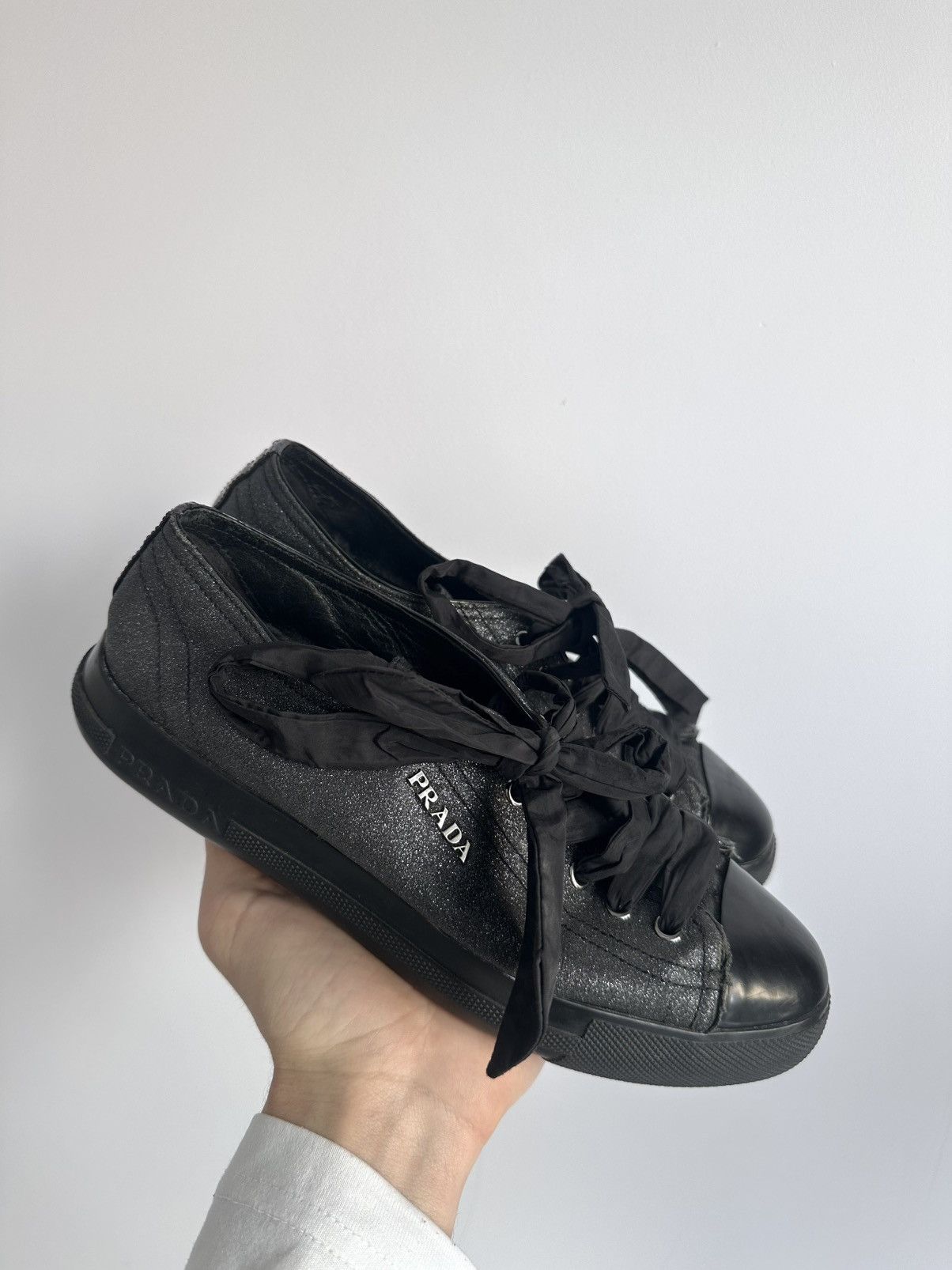 Prada 00s Prada Black Leather Glitter Low Trainers Shoes 37,5 Eu Size US 6.5 / IT 36.5 - 5 Thumbnail