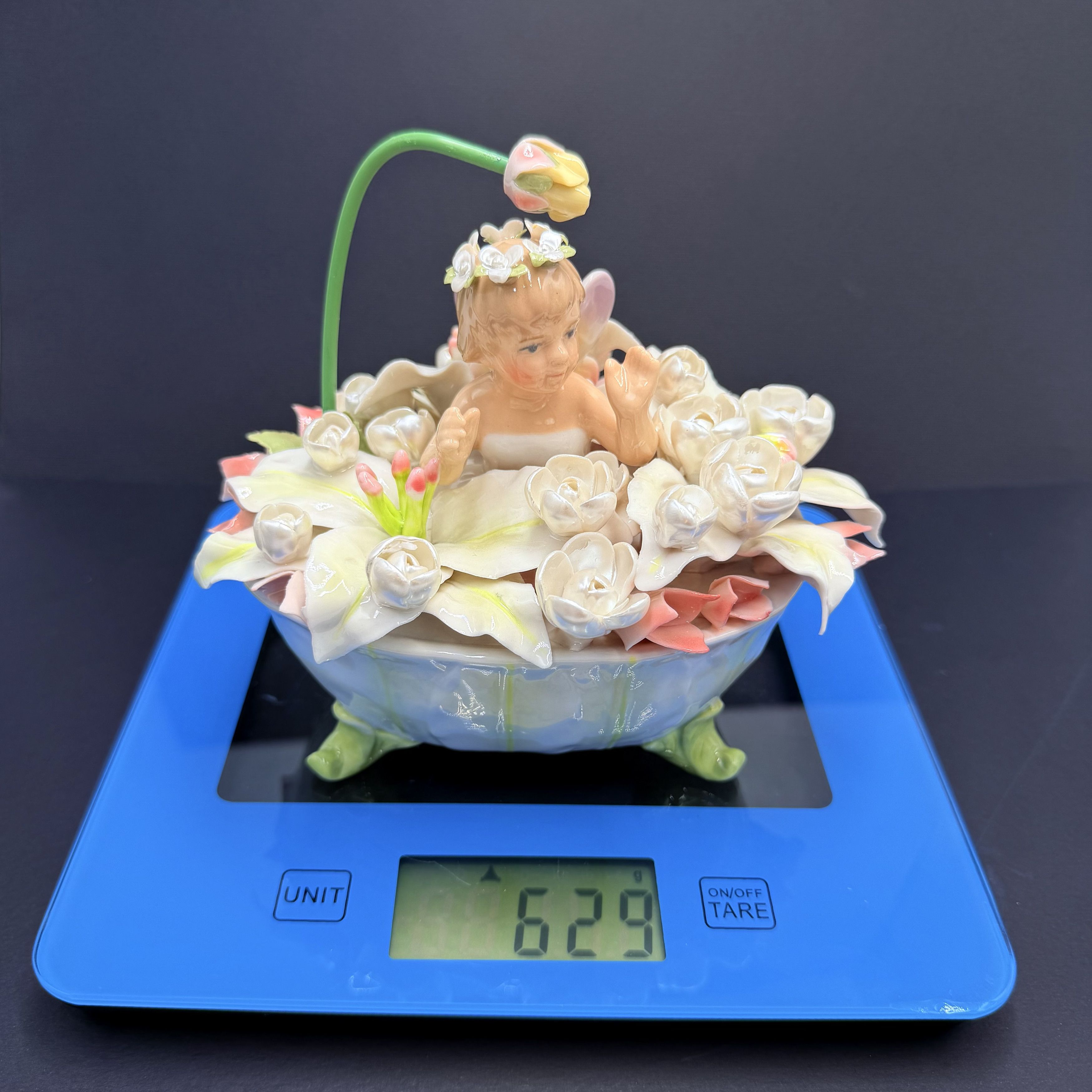 Vintage Pavone Musical Fairy Porcelain Flower Bath Music Box Size ONE SIZE - 6 Thumbnail