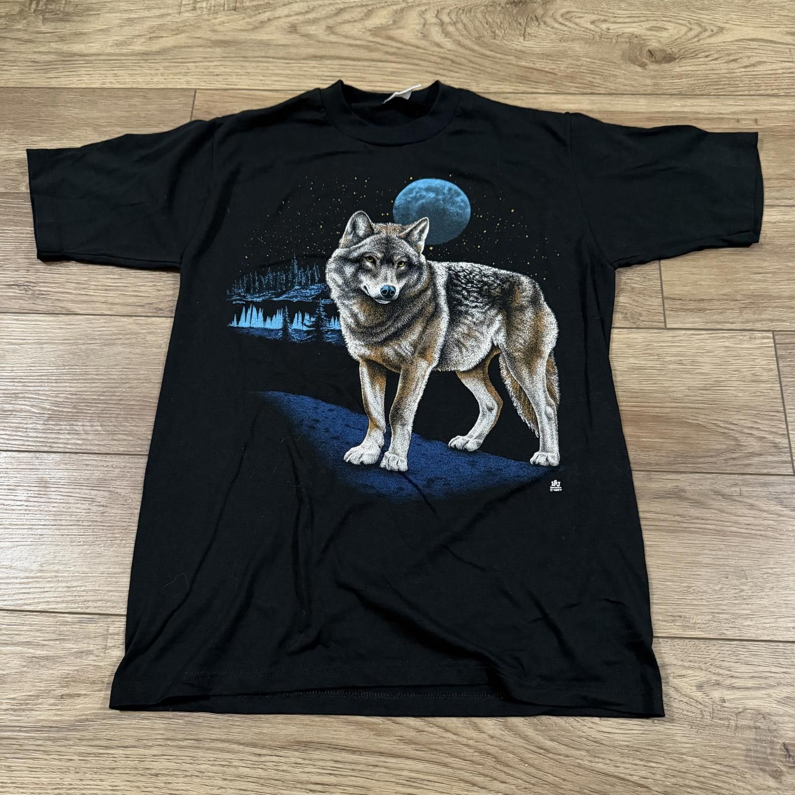 Jerzees Vintage 80s Wolf Nature Art Shirt Jerzees Size M Size US M / EU 48-50 / 2 - 1 Thumbnail