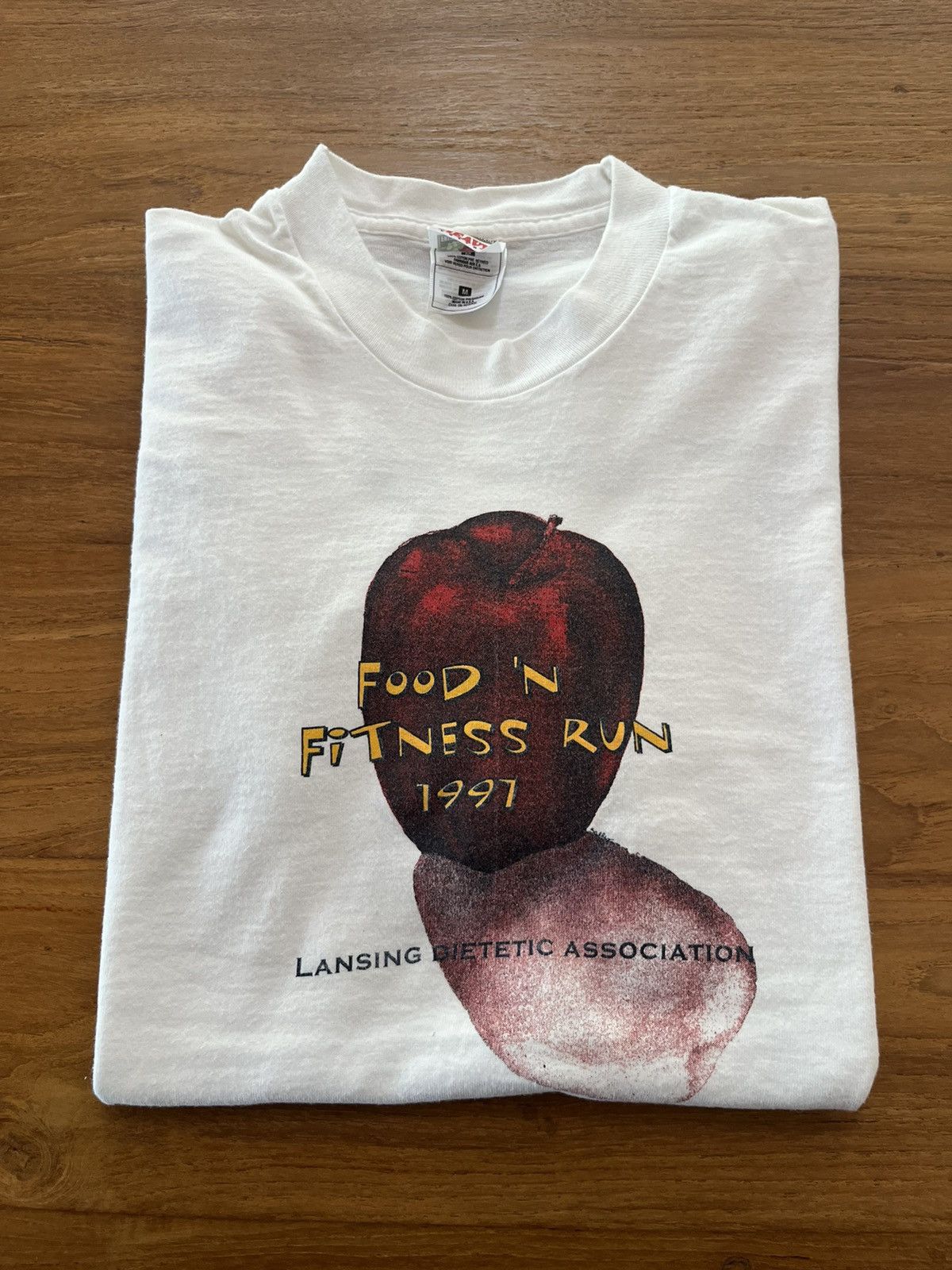 Vintage Vintage FOOD’N Fitness Run 1997’s festival Tshirt Size US M / EU 48-50 / 2 - 1 Thumbnail