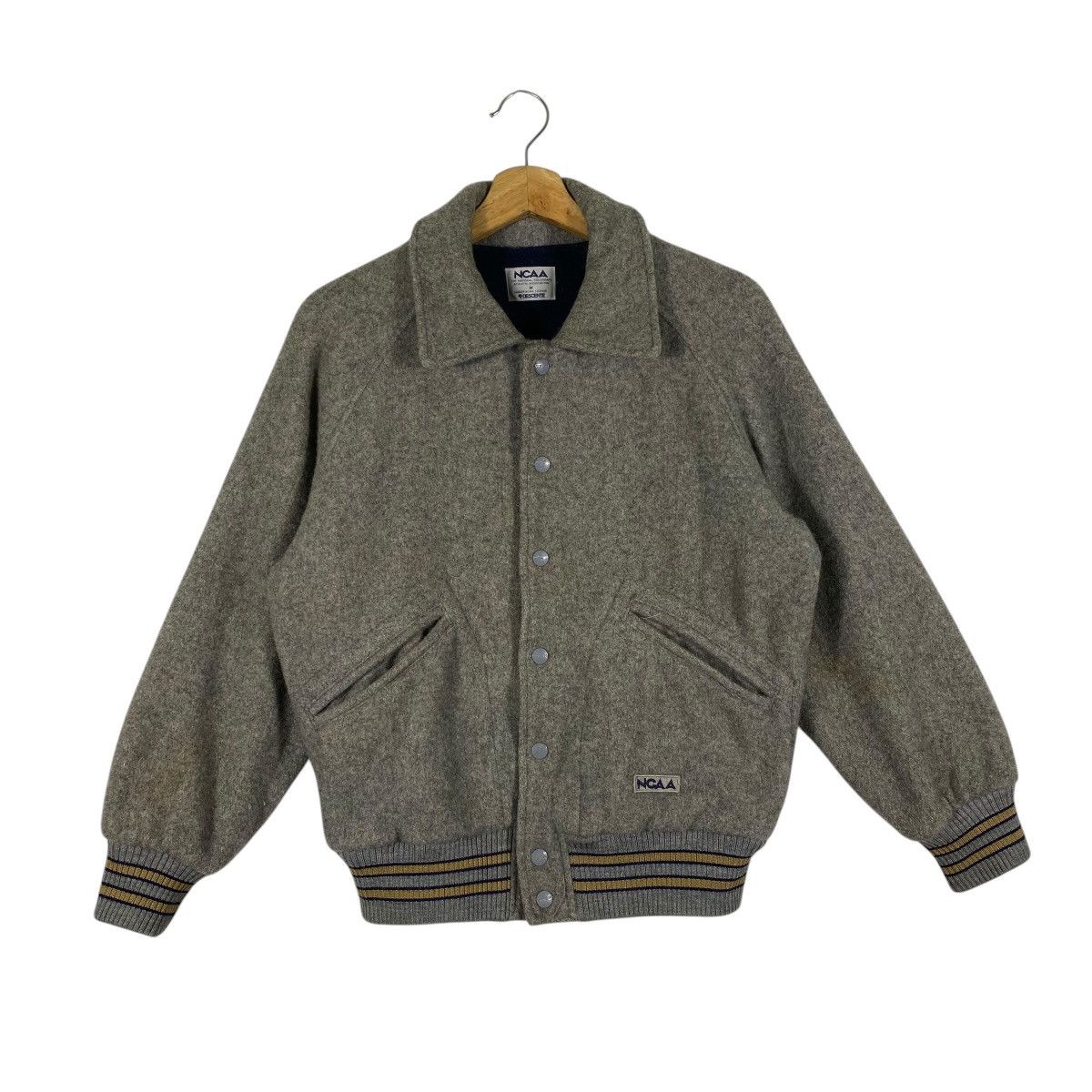 NCAA Vintage NCAA Varsity Wool Jacket M Size Grey Colour Size US M / EU 48-50 / 2 - 1 Thumbnail
