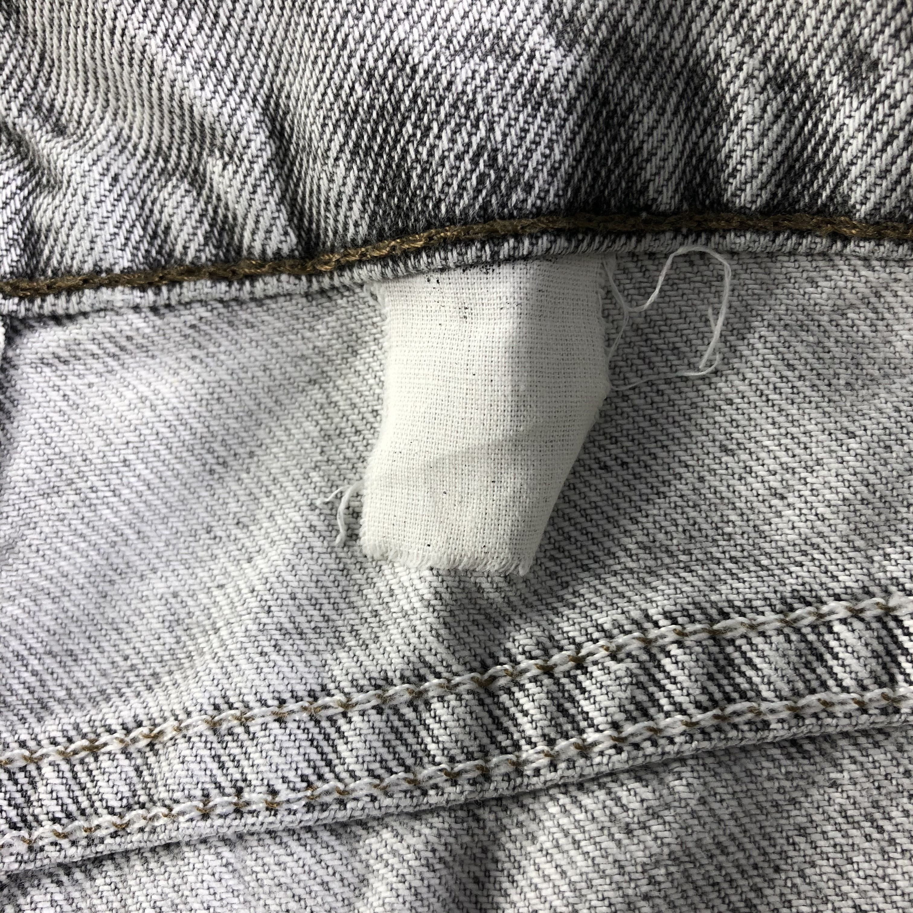 Levi's Vintage Distress Levis 505 Jeans Faded Gray KJ2306 Size US 28 / EU 44 - 11 Thumbnail