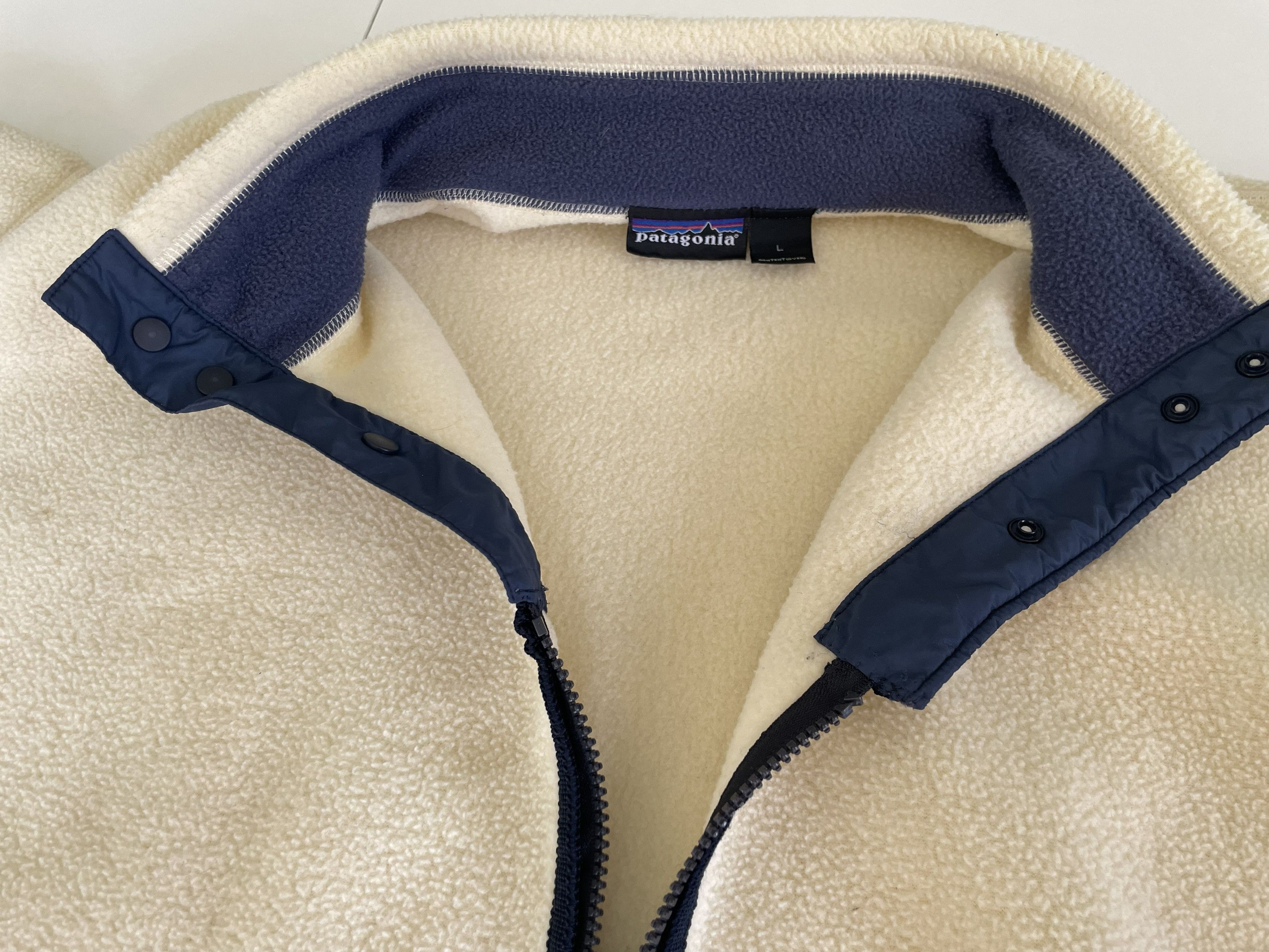 Patagonia 1995 Patagonia Synchilla Full-Zip Fleece - Cream/Navy - L Size US L / EU 52-54 / 3 - 12 Thumbnail