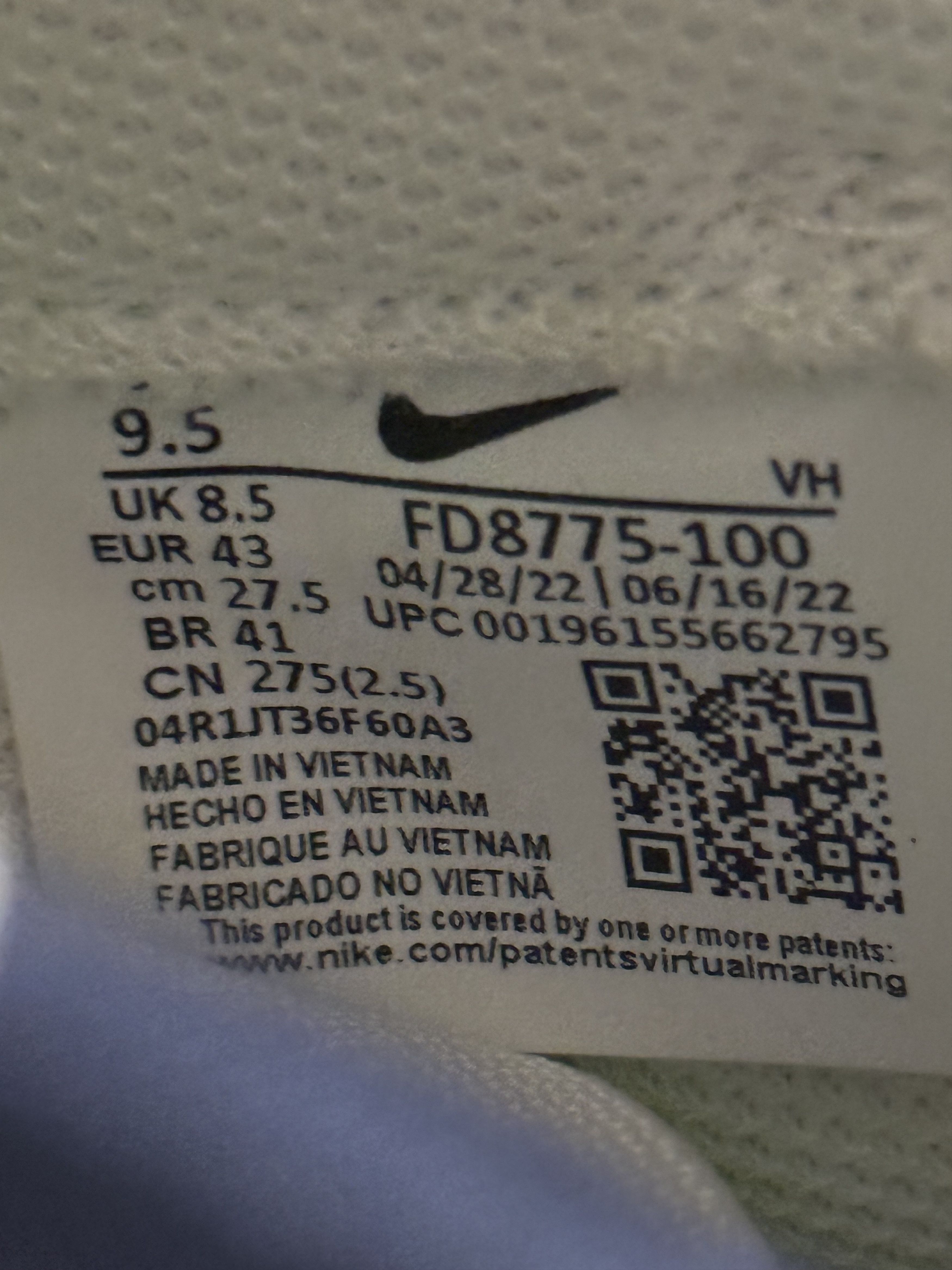 Nike SB Nike HUF x Dunk SB Low New York Size 9.5 Size US 9.5 / EU 42-43 - 10 Thumbnail