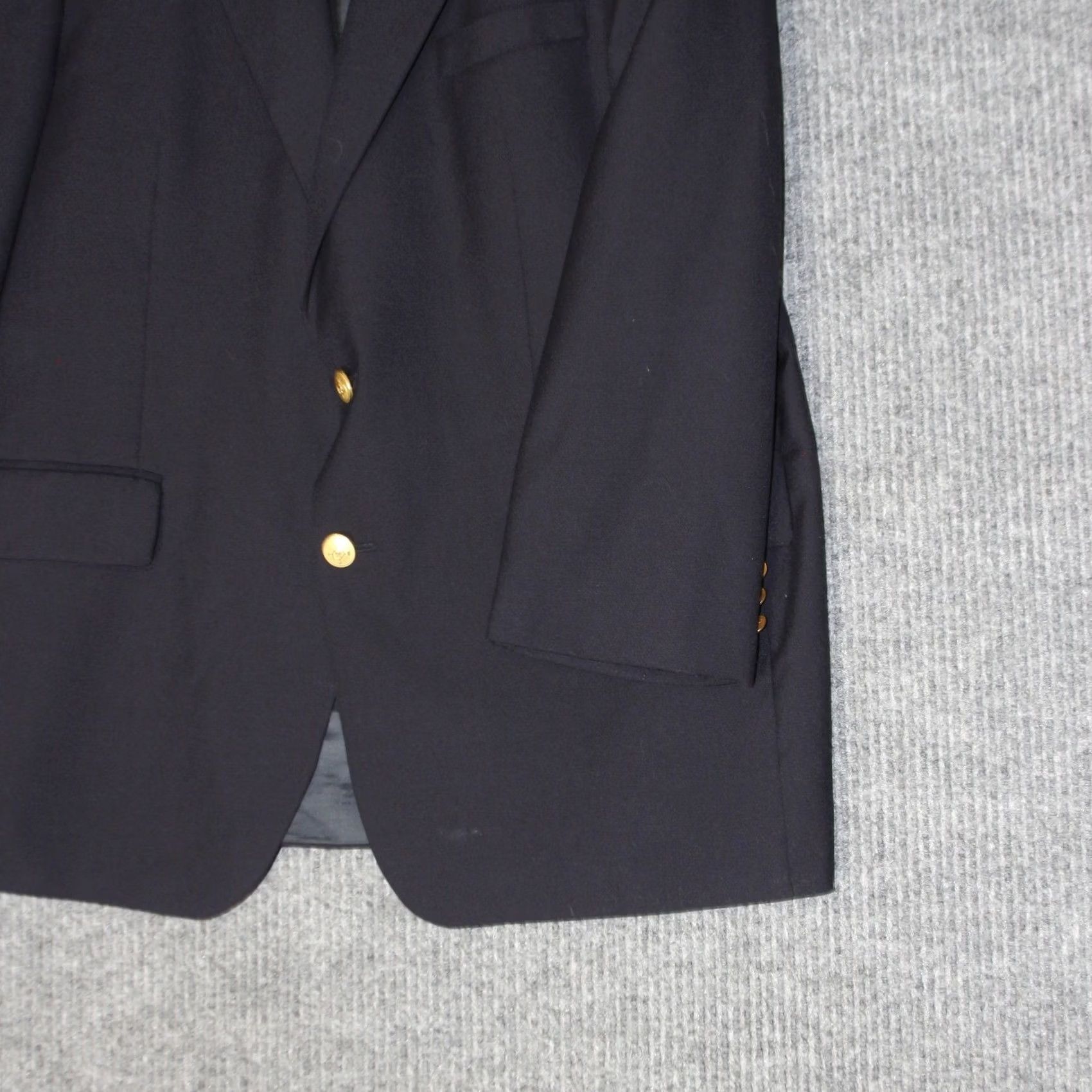 Ralph Lauren VINTAGE Chaps Ralph Lauren Blazer Mens 46R Navy Blue Wool Gold Button Sport Coat Size 46R - 4 Thumbnail